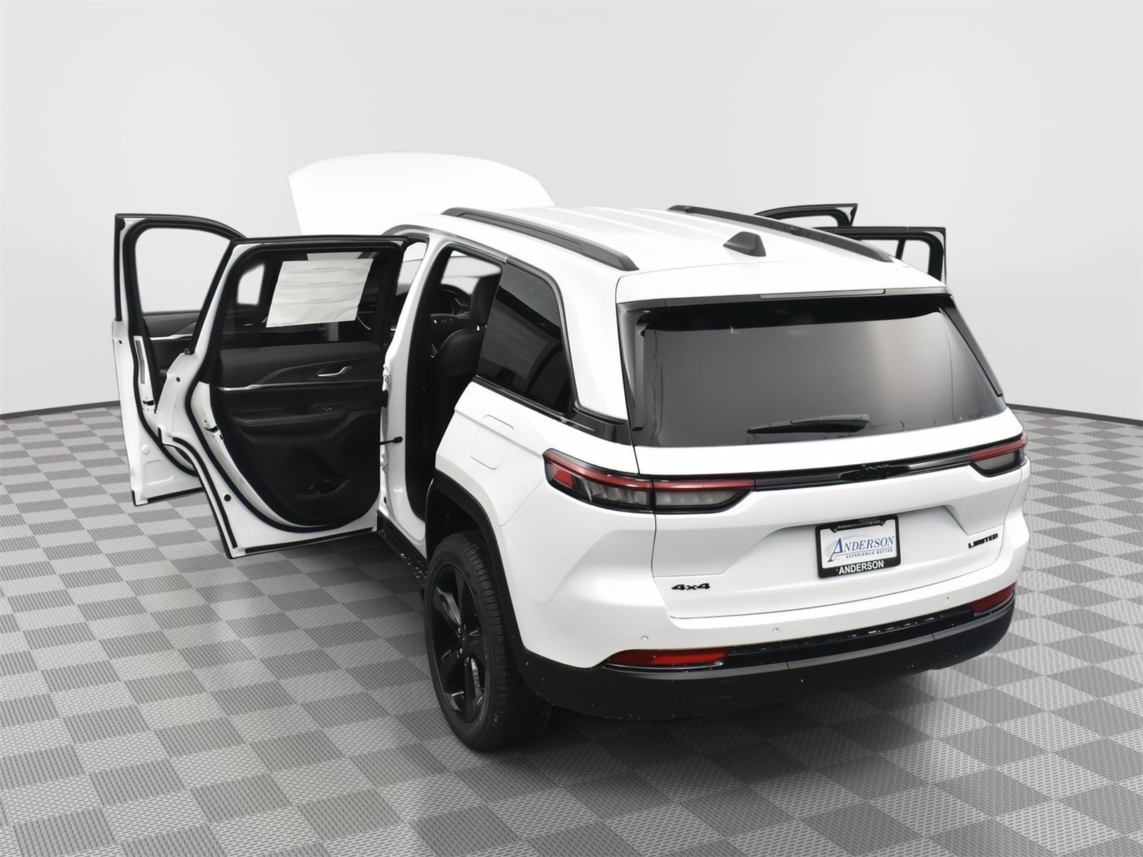 New 2025 Jeep Grand Cherokee Limited SUV/Crossover for sale in Grand Island NE