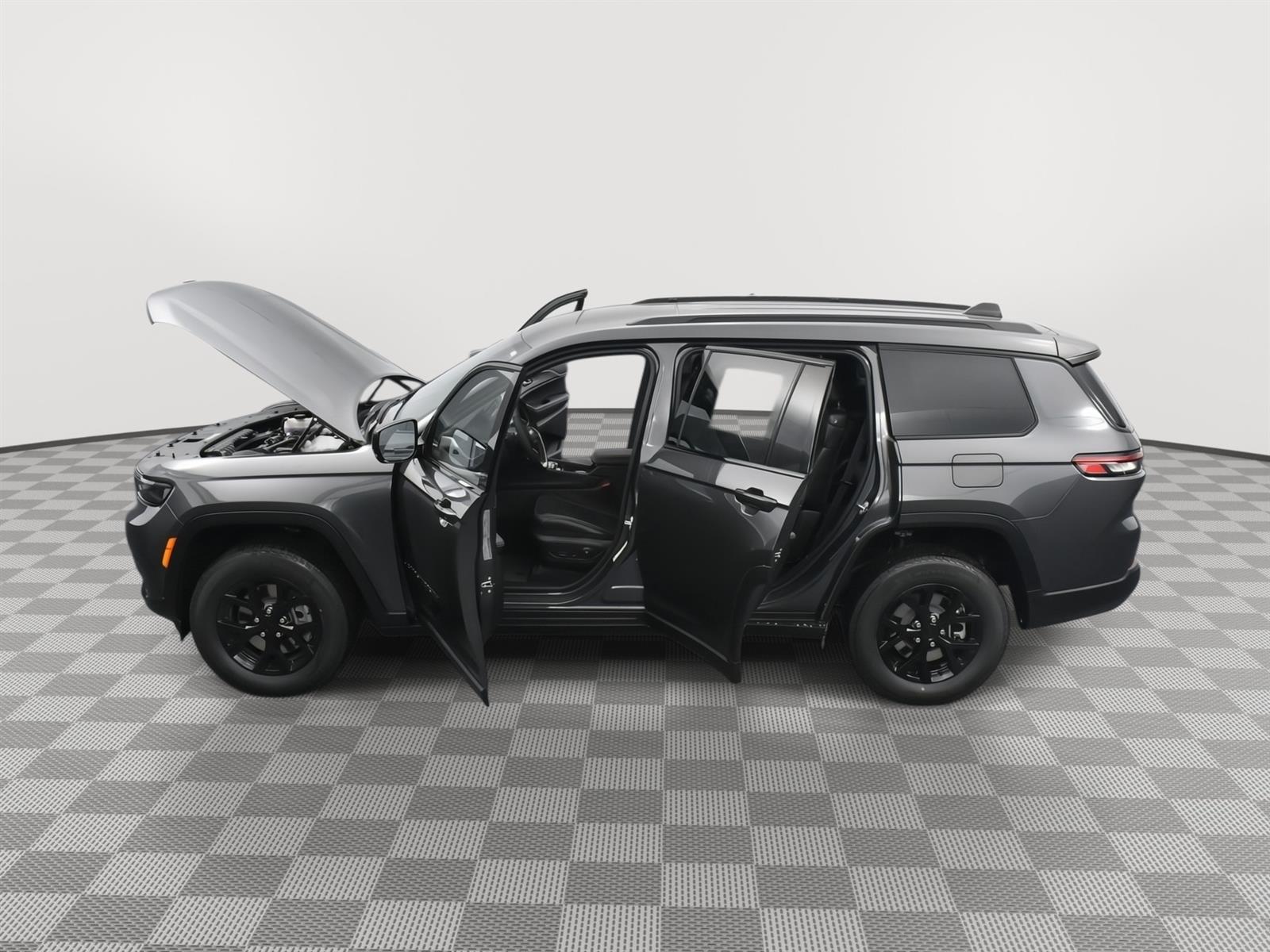 New 2025 Jeep Grand Cherokee L Laredo SUV for sale in Grand Island NE