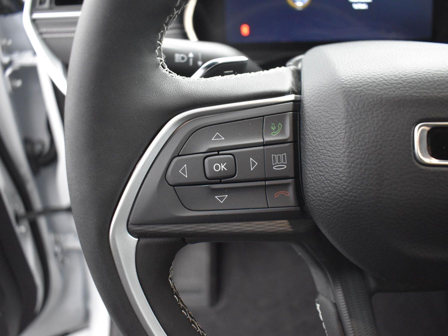 New 2025 Jeep Grand Cherokee L Altitude X SUV/Crossover for sale in Grand Island NE