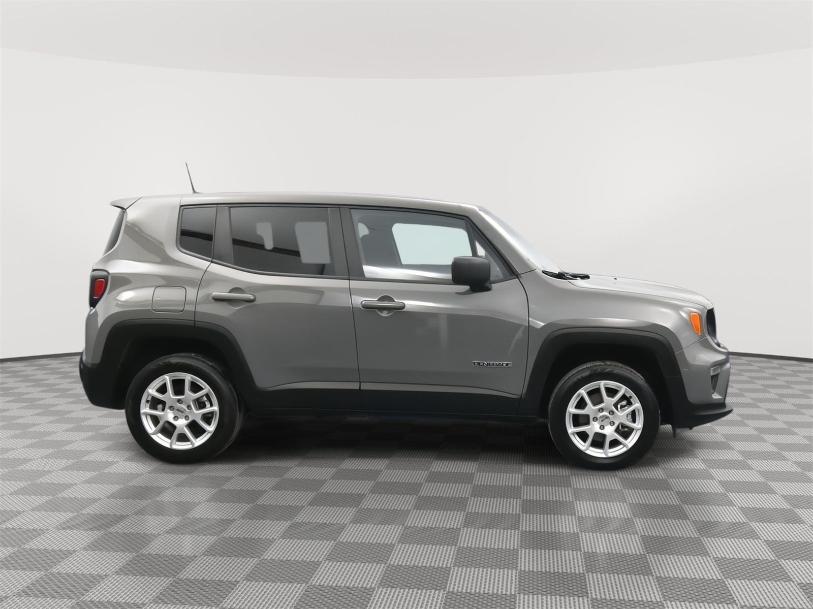 Used 2023 Jeep Renegade Latitude SUV for sale in Grand Island NE