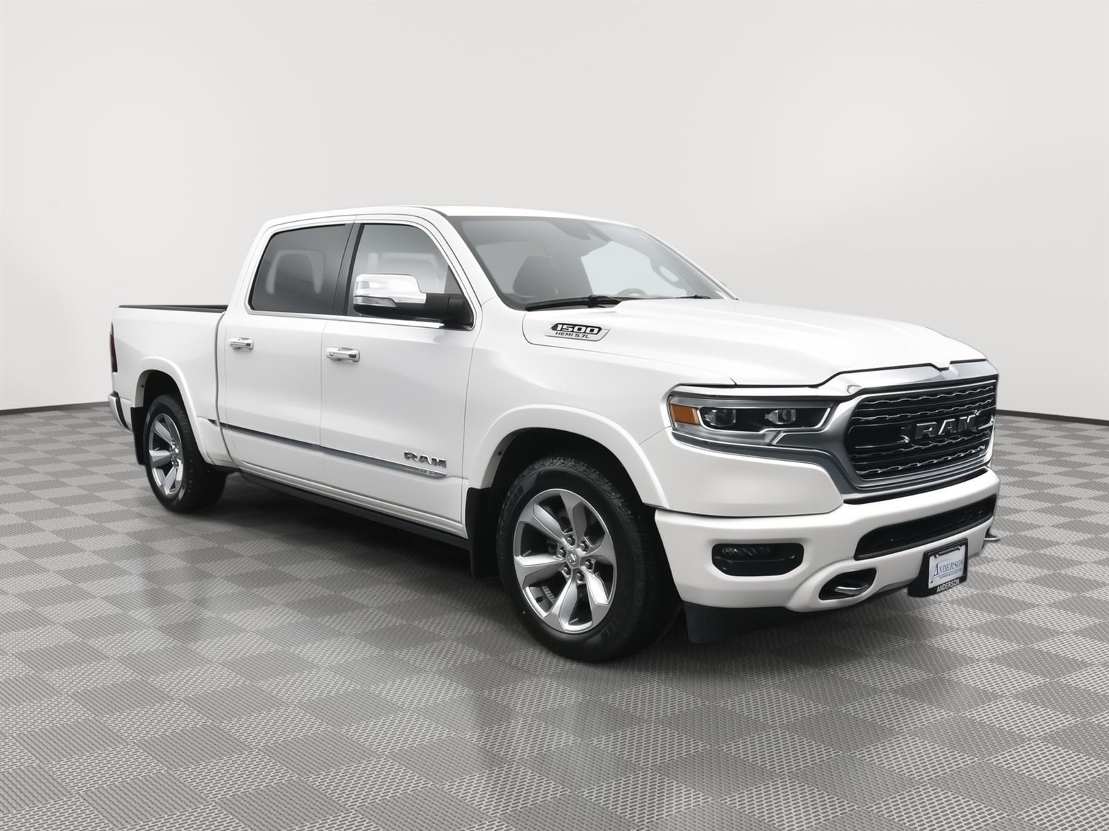 Used 2022 Ram 1500 Limited Crew Cab Truck for sale in Grand Island NE