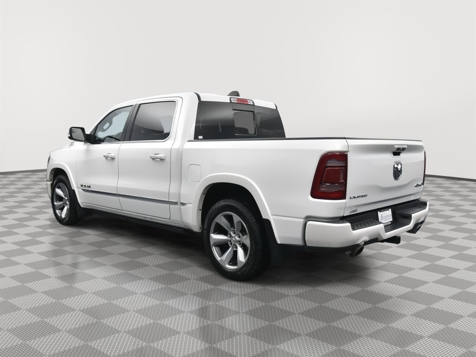 Used 2022 Ram 1500 Limited Crew Cab Truck for sale in Grand Island NE