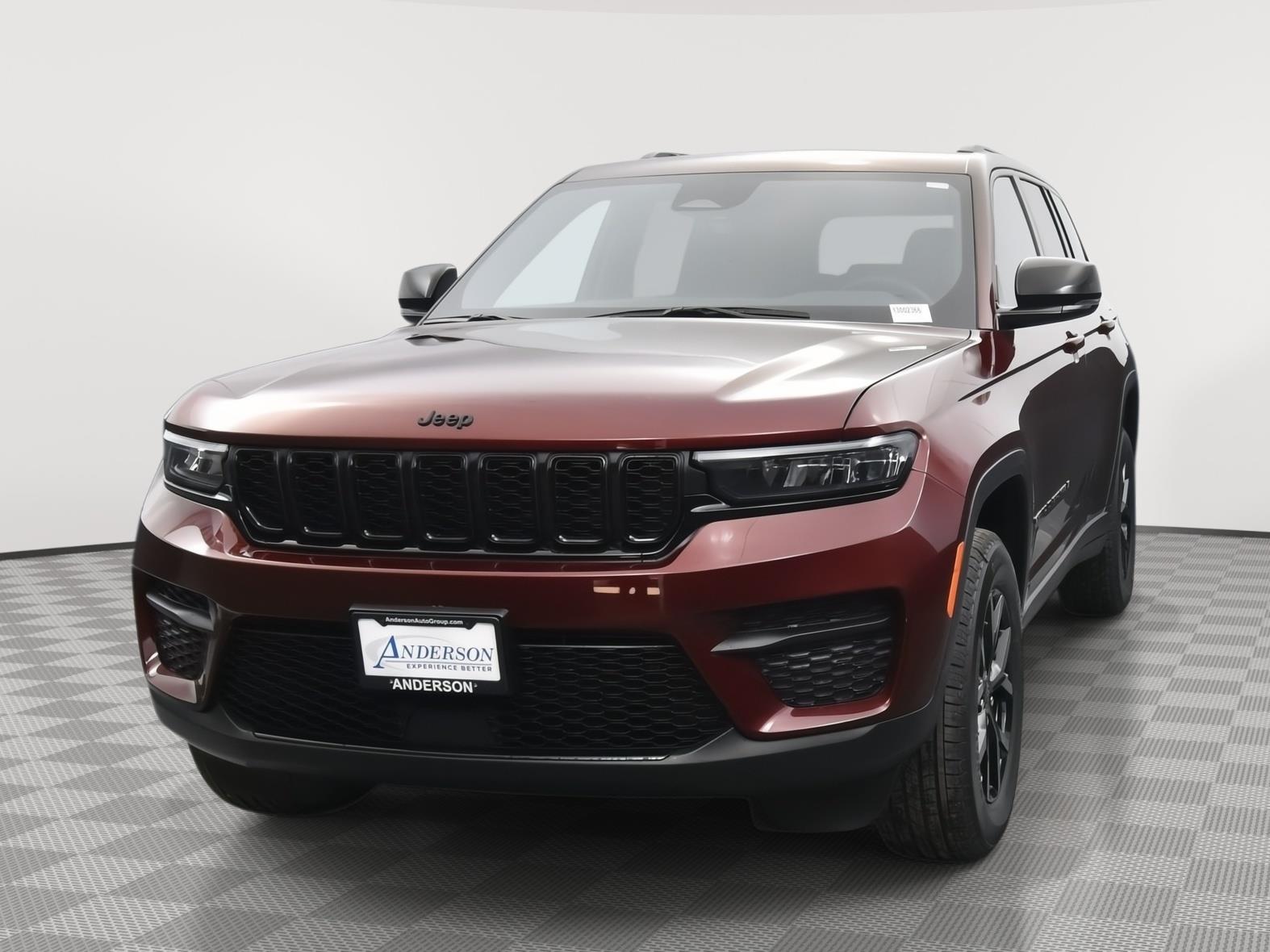 2025 Jeep Grand Cherokee Altitude X photo 2