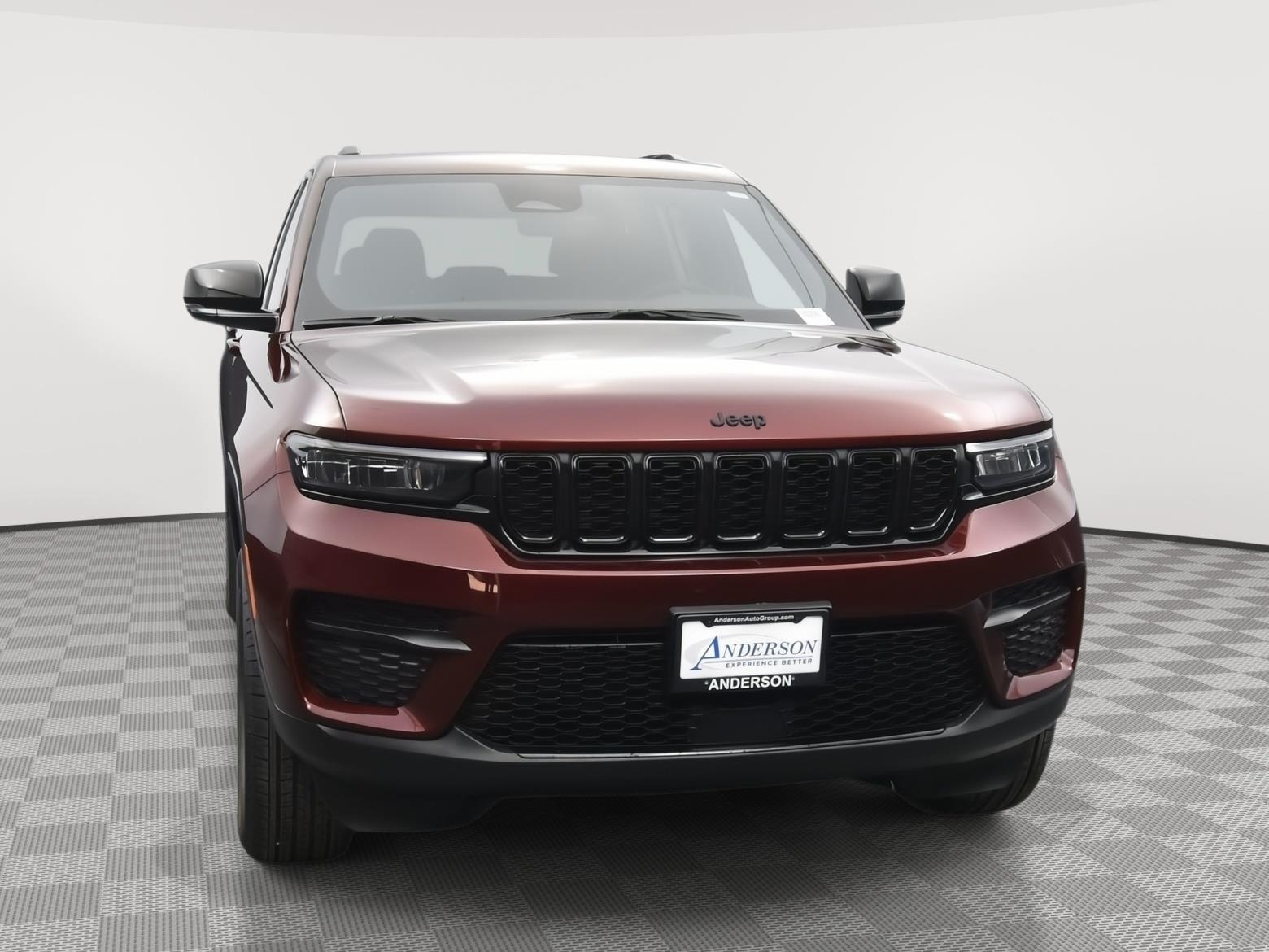 2025 Jeep Grand Cherokee Altitude X photo 3