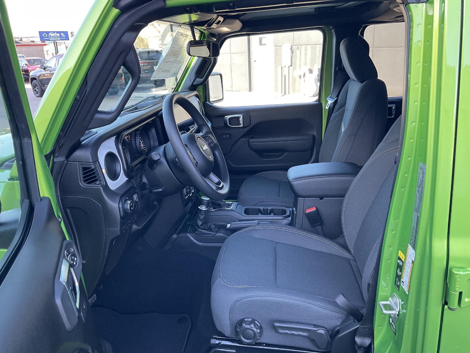 New 2025 Jeep Gladiator Nighthawk Crew Cab Truck for sale in Grand Island NE