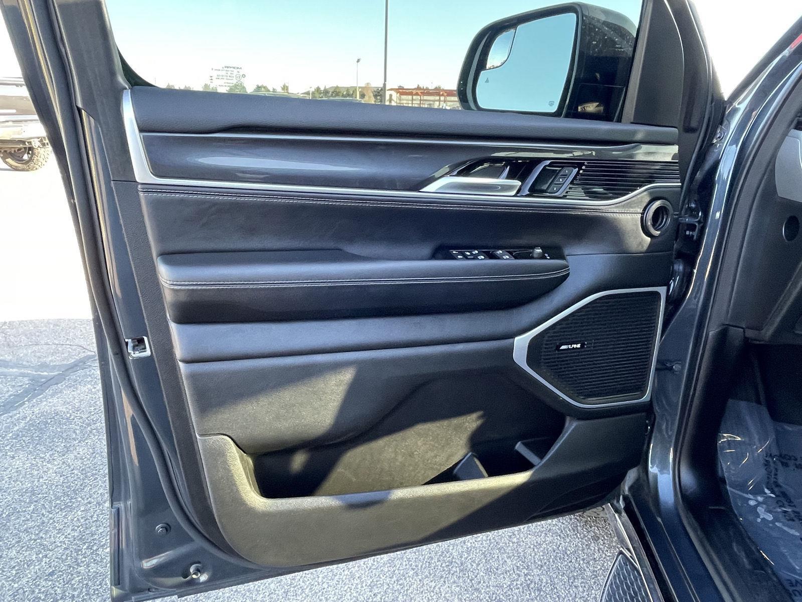 Used 2024 Jeep Wagoneer L  SUV for sale in Grand Island NE