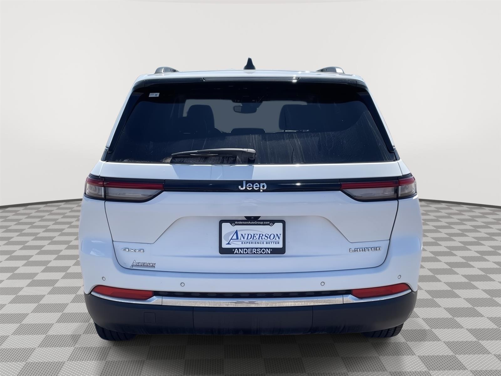 Used 2024 Jeep Grand Cherokee Limited SUV for sale in Grand Island NE