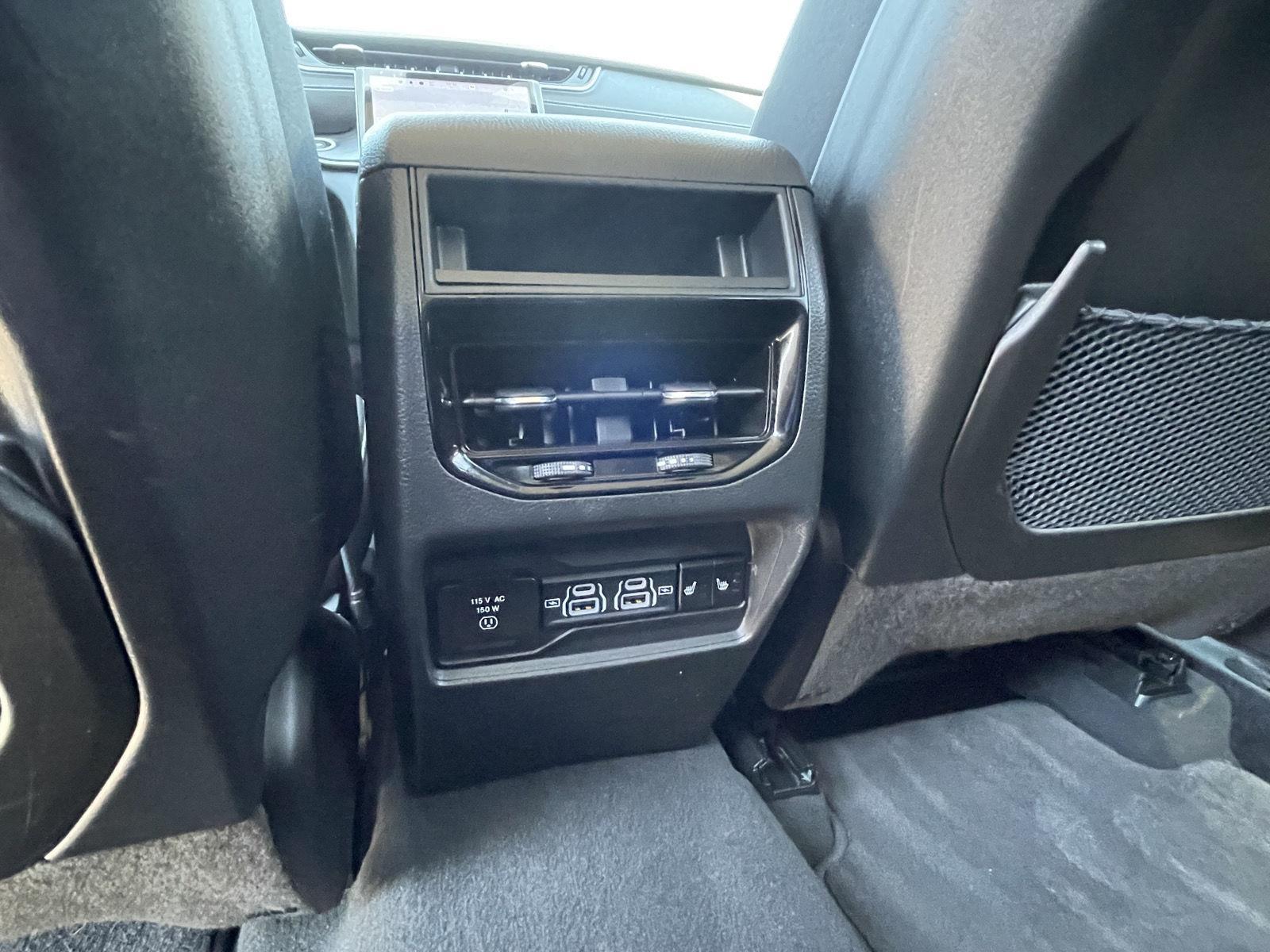 Used 2024 Jeep Grand Cherokee Limited SUV for sale in Grand Island NE