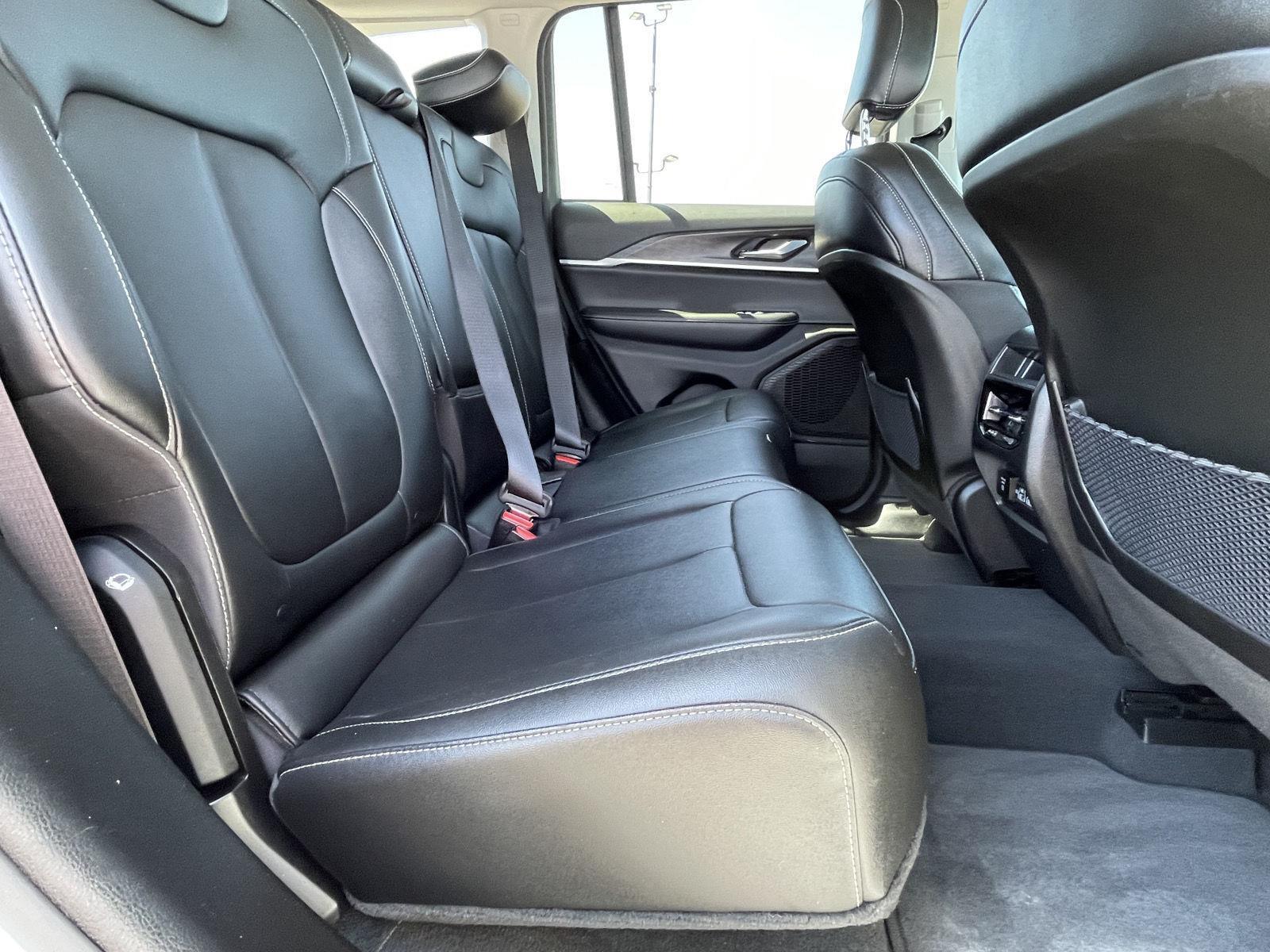 Used 2024 Jeep Grand Cherokee Limited SUV for sale in Grand Island NE