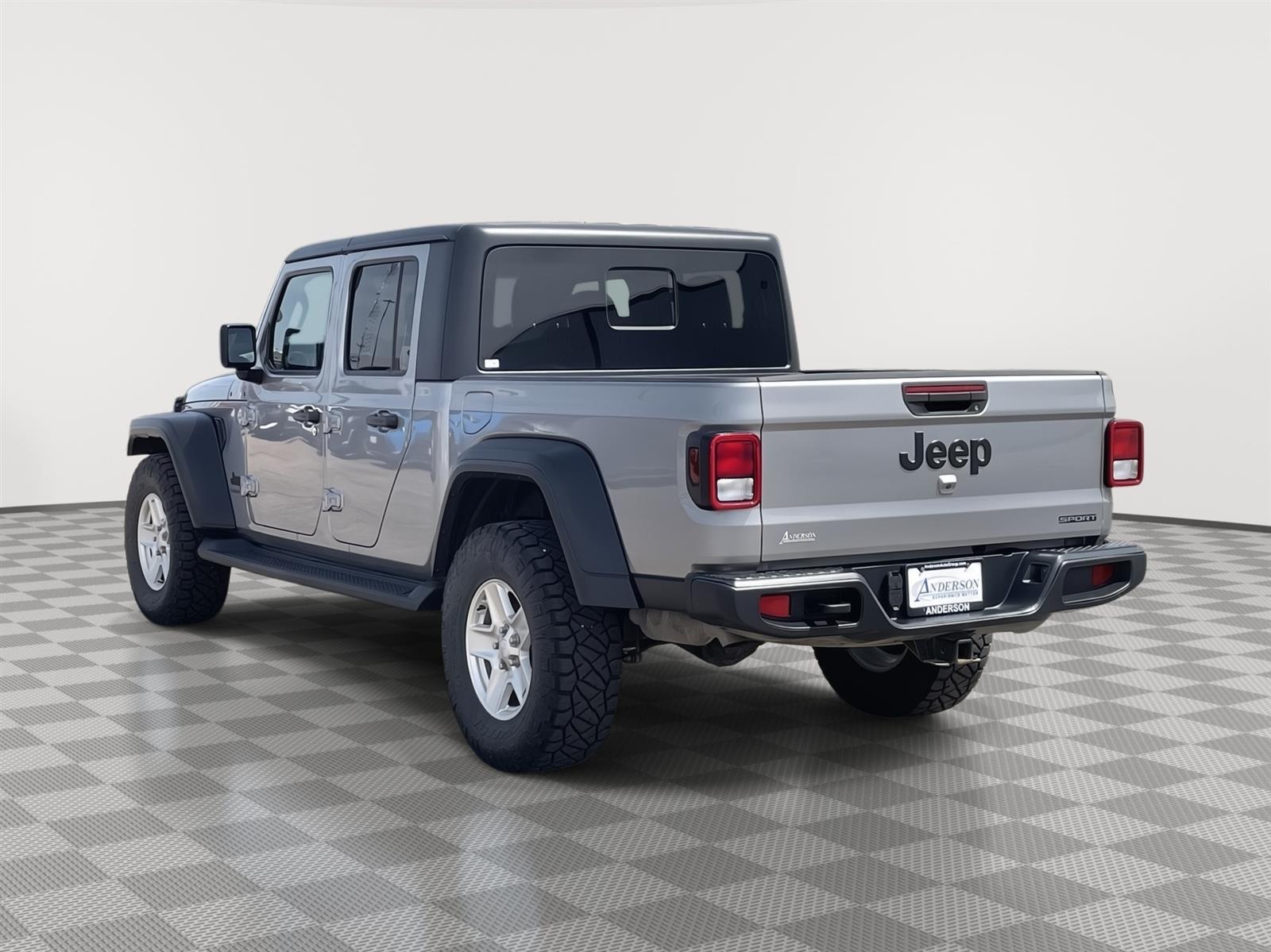 Used 2020 Jeep Gladiator Sport S Crew Cab Truck for sale in Grand Island NE
