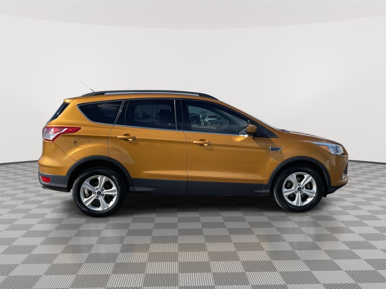 Used 2016 Ford Escape SE SUV for sale in Grand Island NE