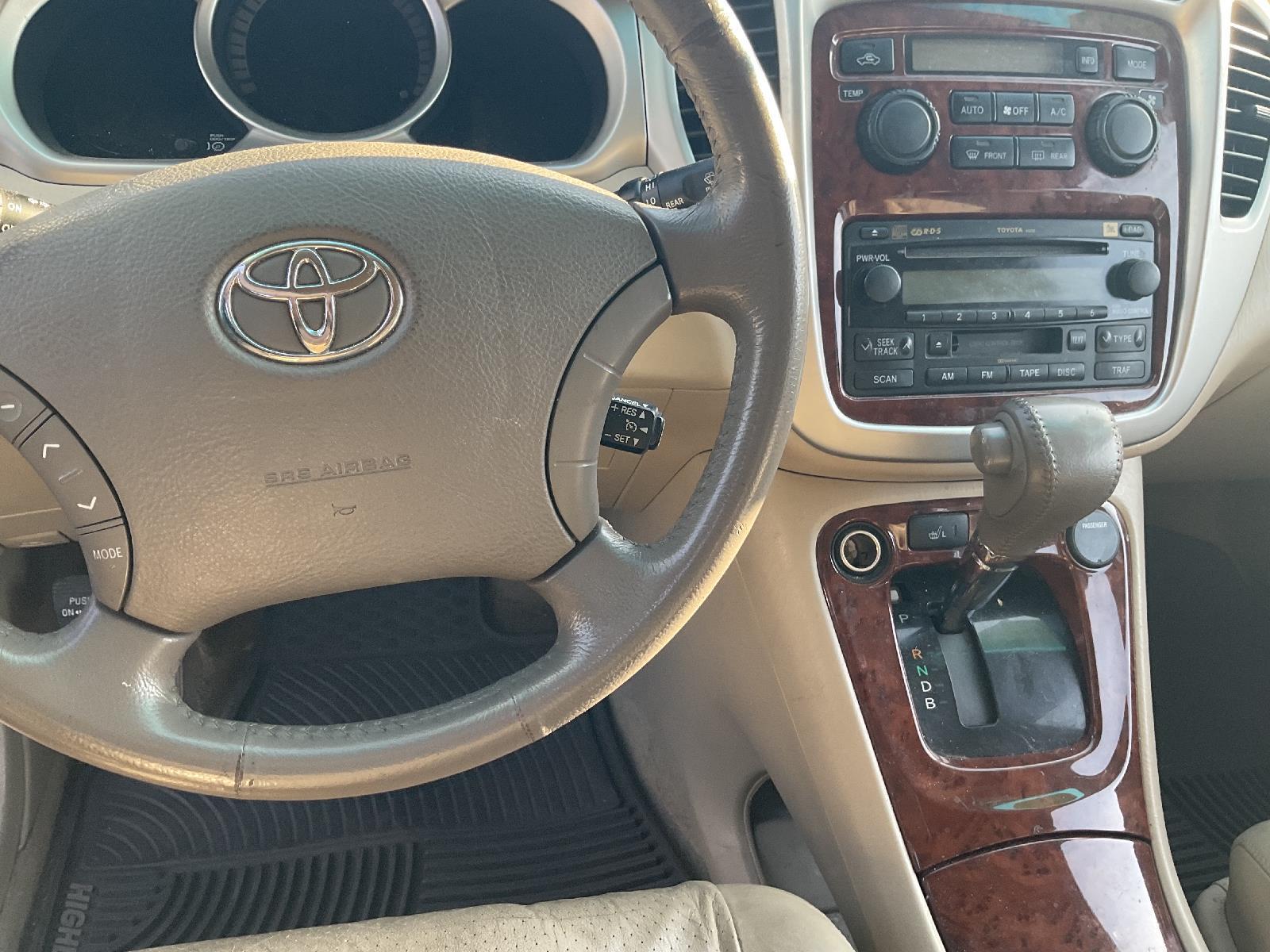 Used 2006 Toyota Highlander Hybrid Limited 4 door for sale in Grand Island NE