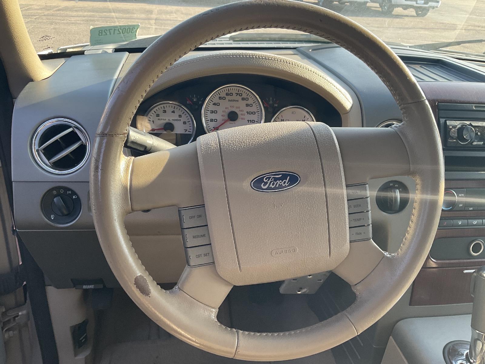 Used 2006 Ford F-150 XLT Crew Cab Truck for sale in Grand Island NE