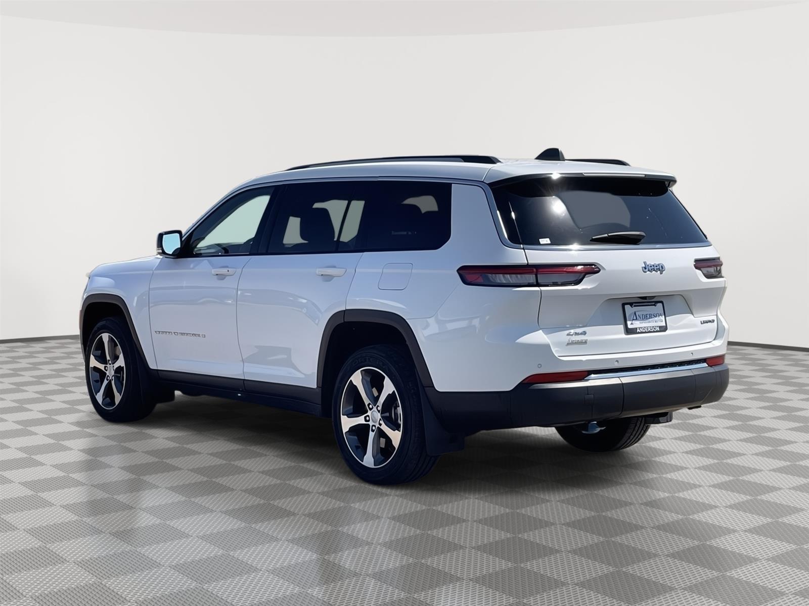 Used 2023 Jeep Grand Cherokee L Limited SUV for sale in Grand Island NE