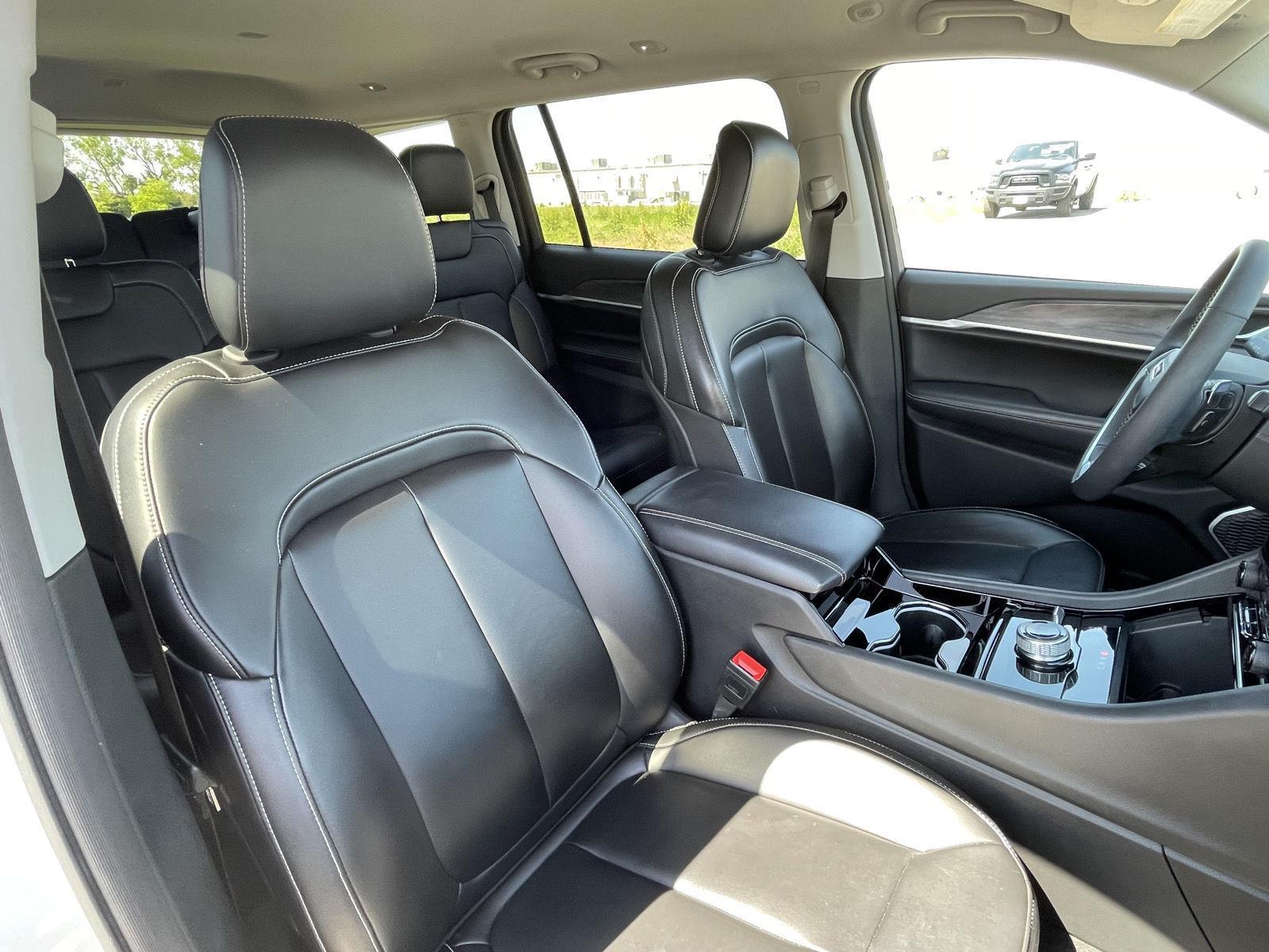 Used 2023 Jeep Grand Cherokee L Limited SUV for sale in Grand Island NE