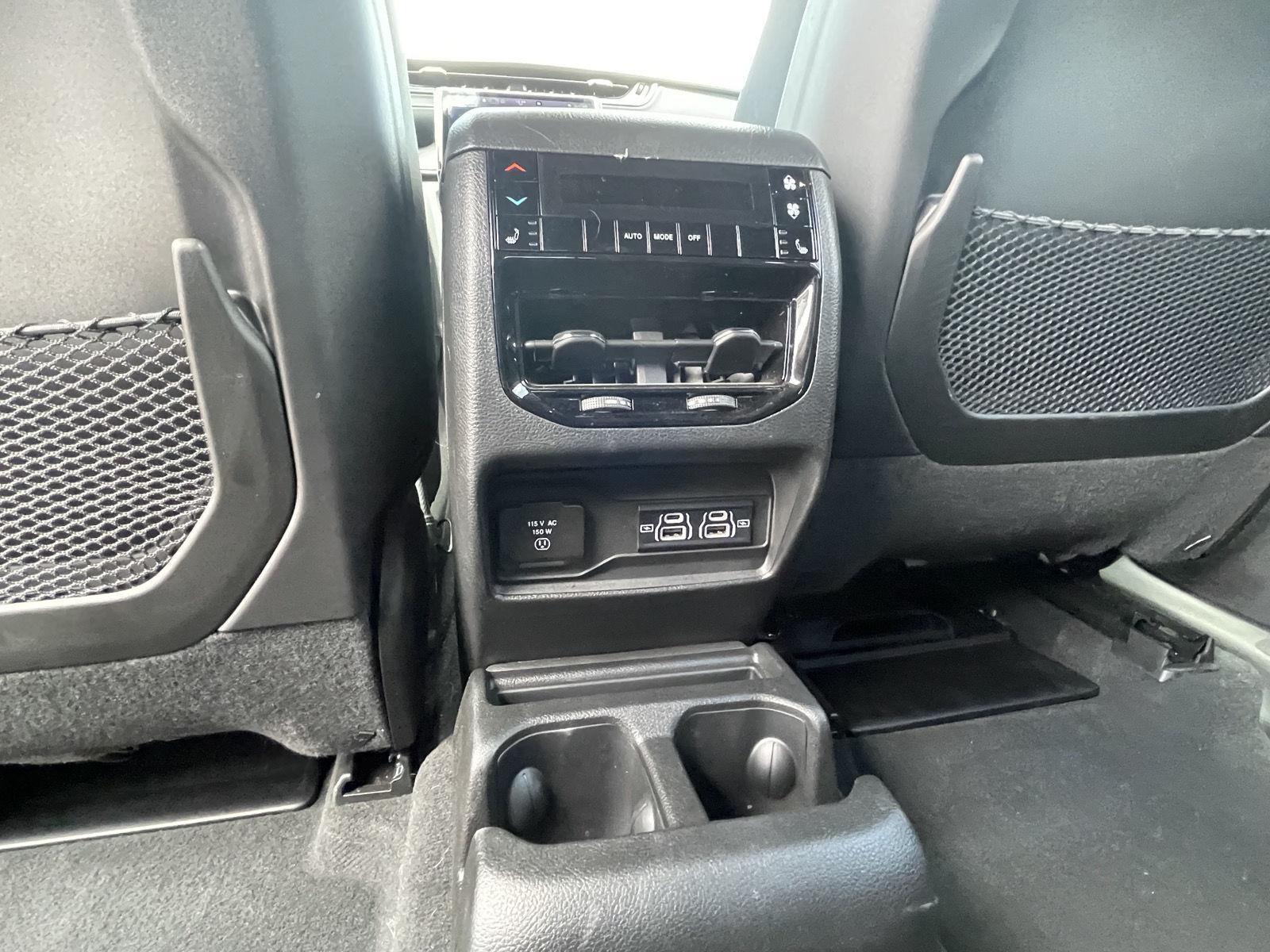 Pre-Owned 2024 Jeep Grand Cherokee L for sale in Grand Island NE