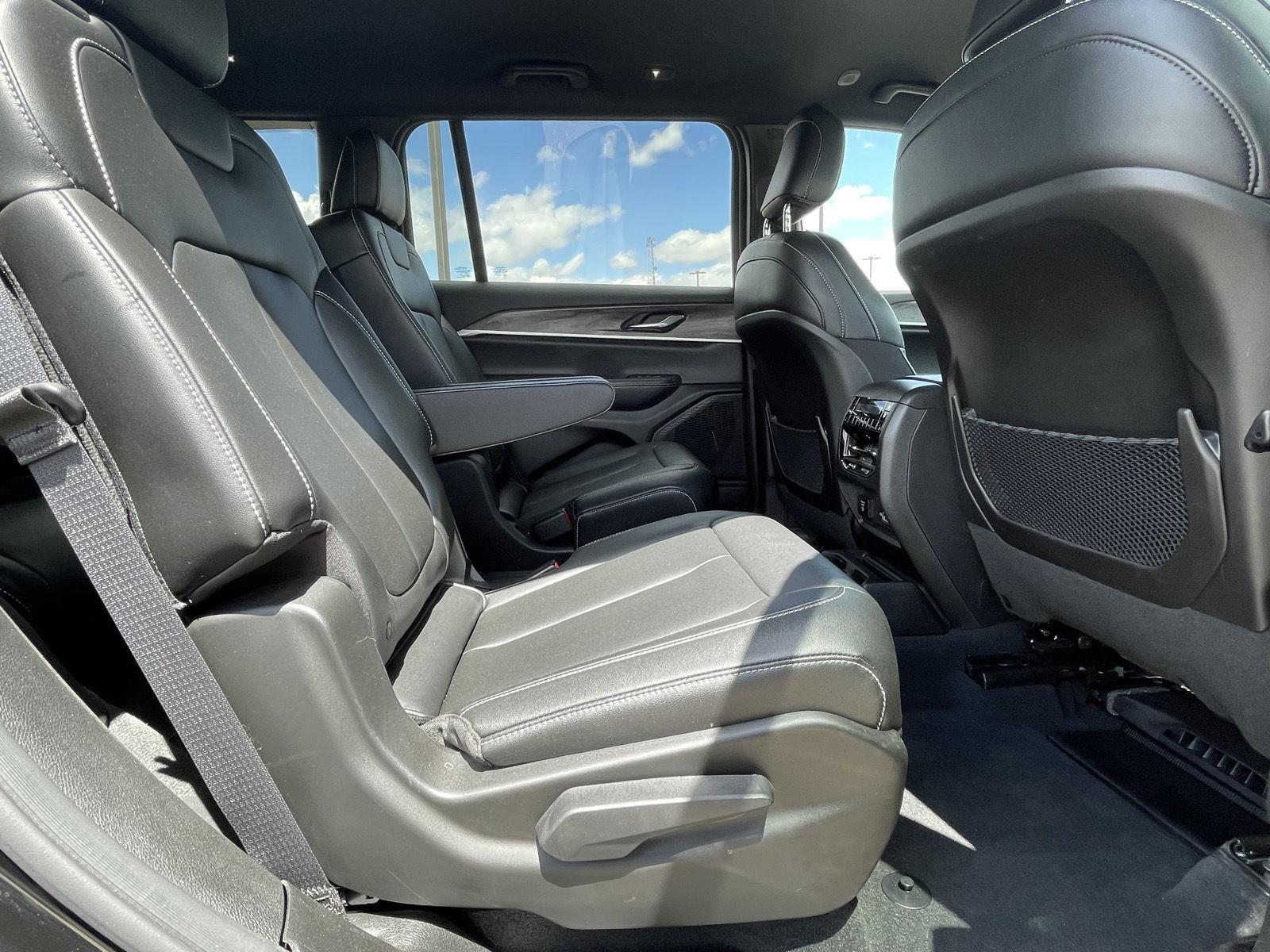 Pre-Owned 2024 Jeep Grand Cherokee L for sale in Grand Island NE