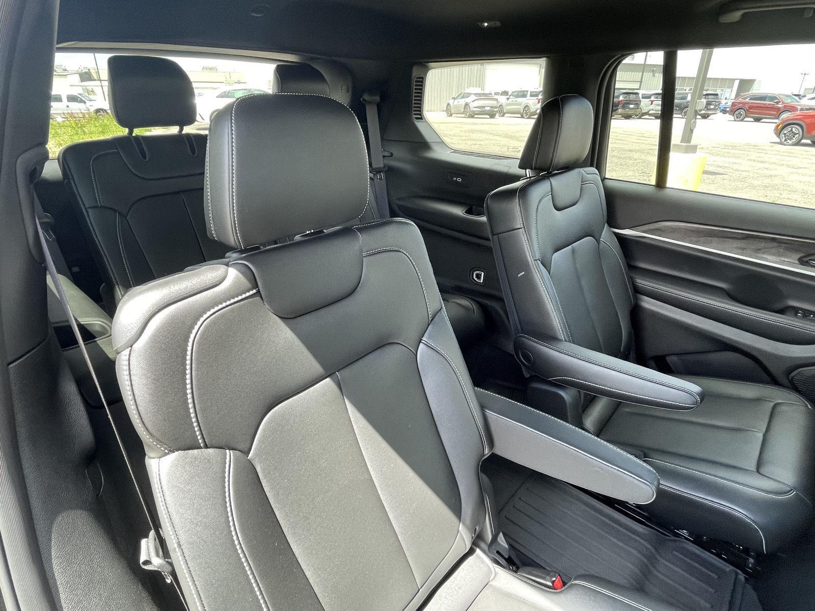 Pre-Owned 2024 Jeep Grand Cherokee L for sale in Grand Island NE