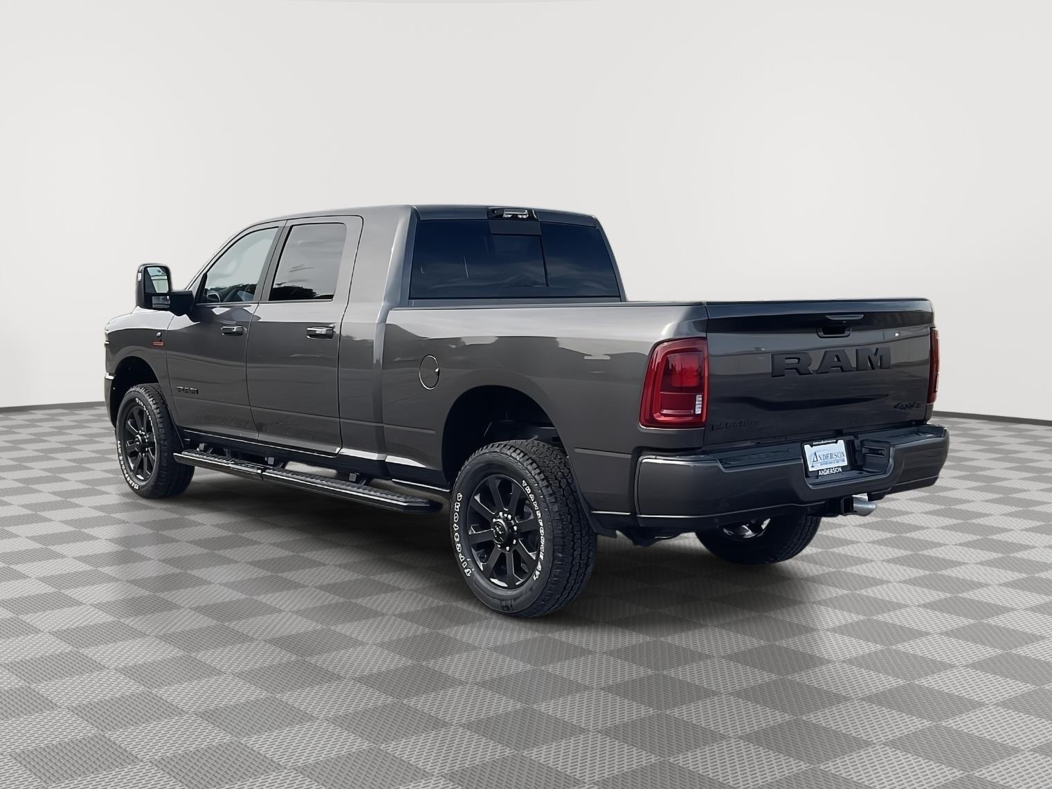 2025 Ram 2500 Laramie photo 3
