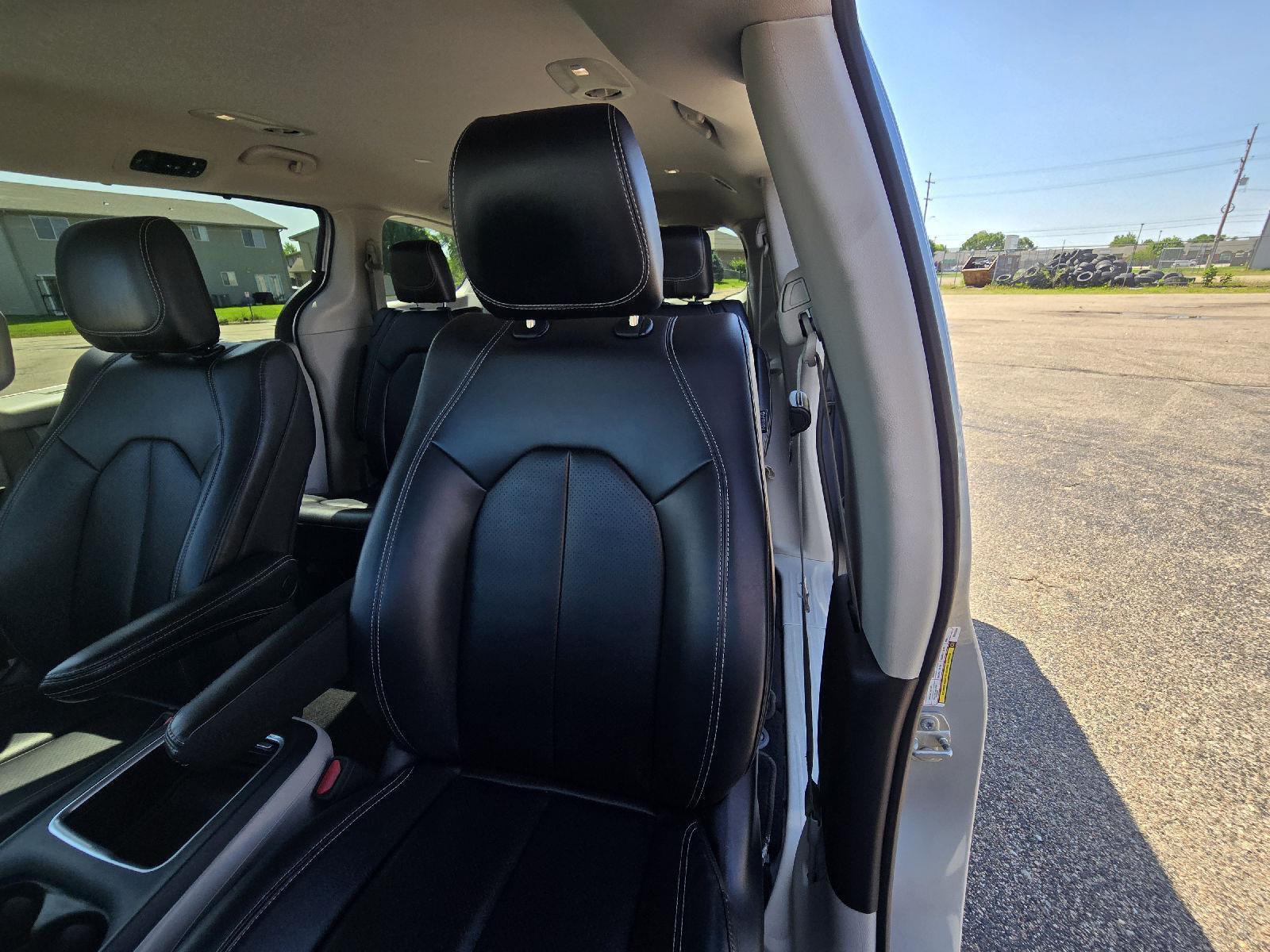 Pre-Owned 2023 Chrysler Pacifica for sale in Grand Island NE