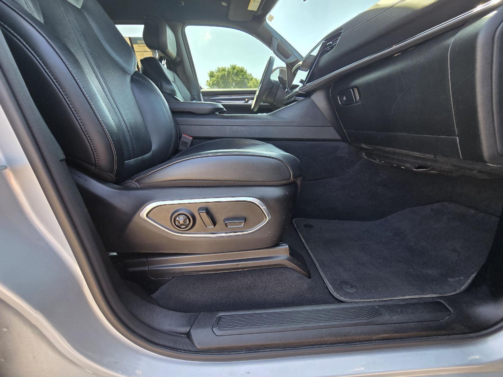 Used 2023 Jeep Wagoneer Base SUV for sale in Grand Island NE