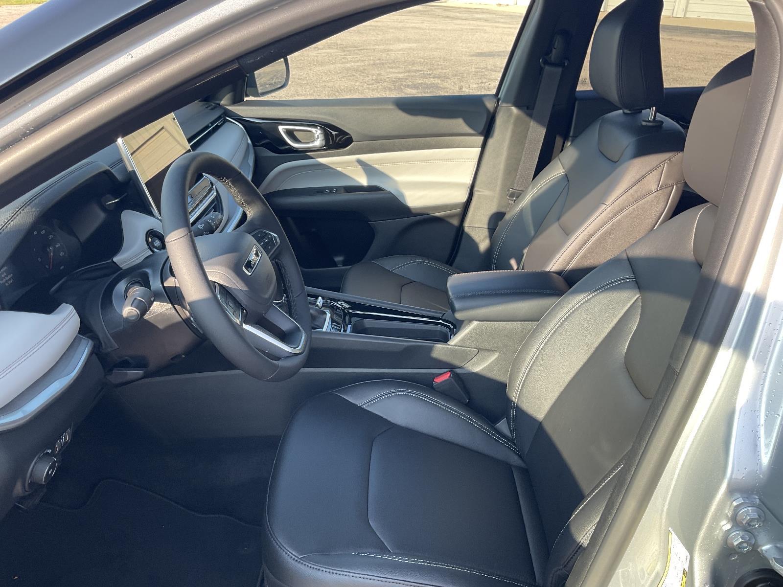 New 2025 Jeep Compass Limited SUV/Crossover for sale in Grand Island NE