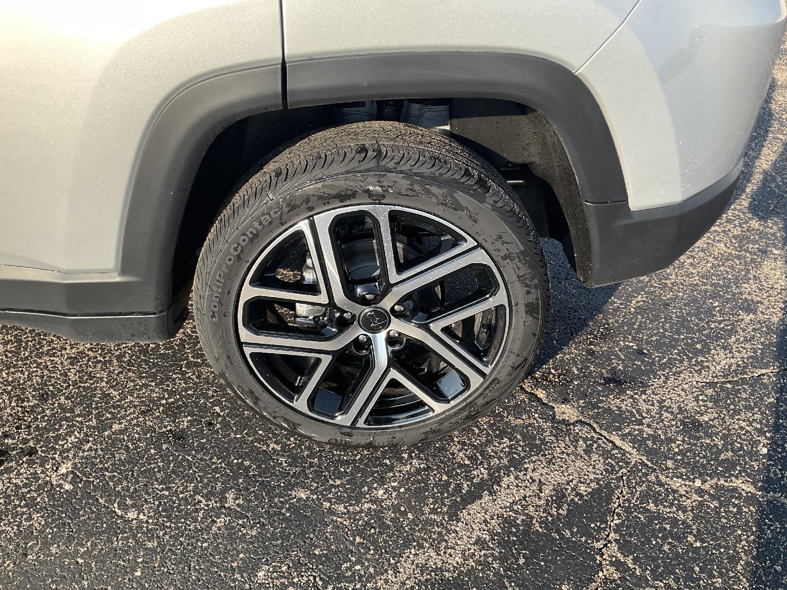 New 2025 Jeep Compass Limited SUV/Crossover for sale in Grand Island NE