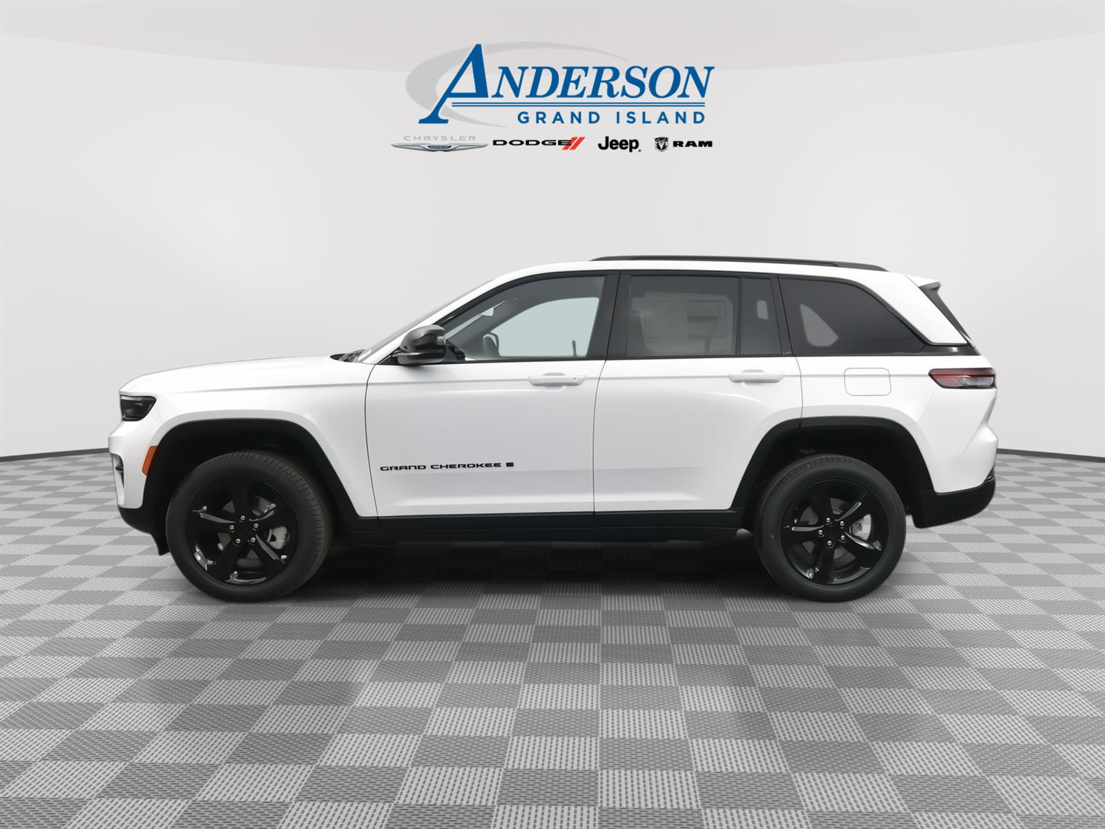 New 2025 Jeep Grand Cherokee Limited SUV for sale in Grand Island NE