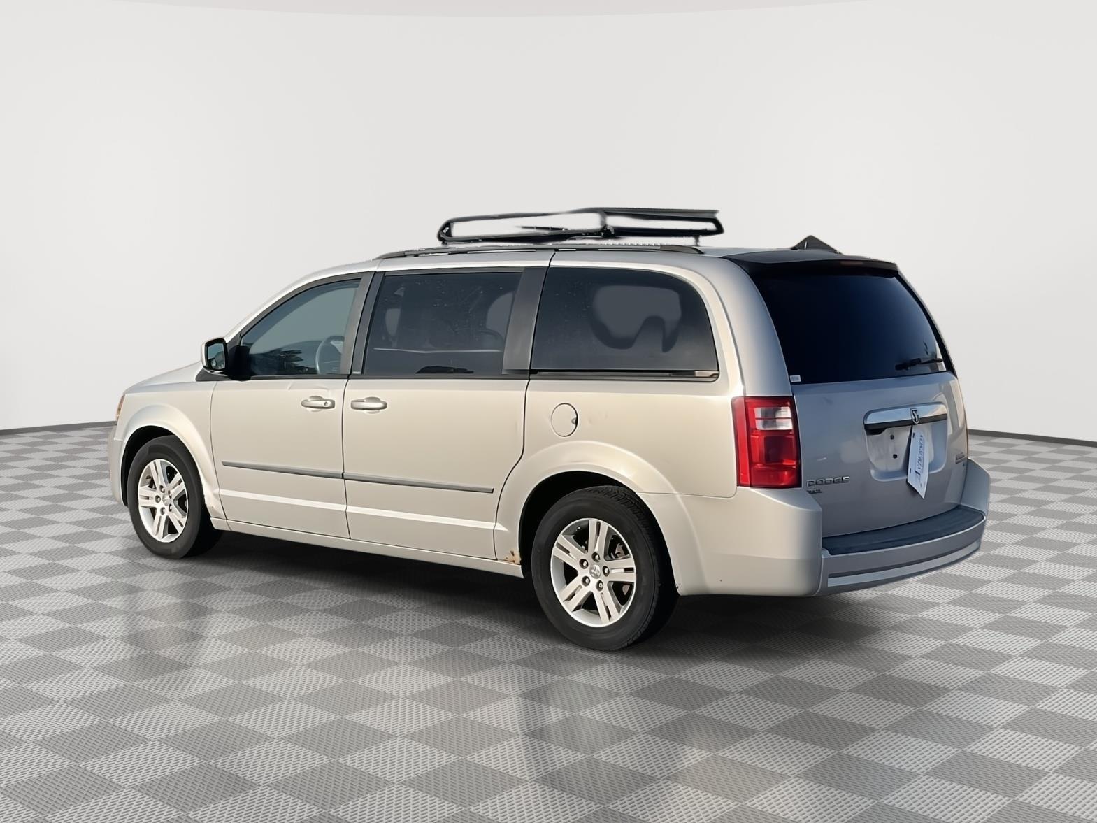 Used 2010 Dodge Grand Caravan Crew 4 door ext wb for sale in Grand Island NE