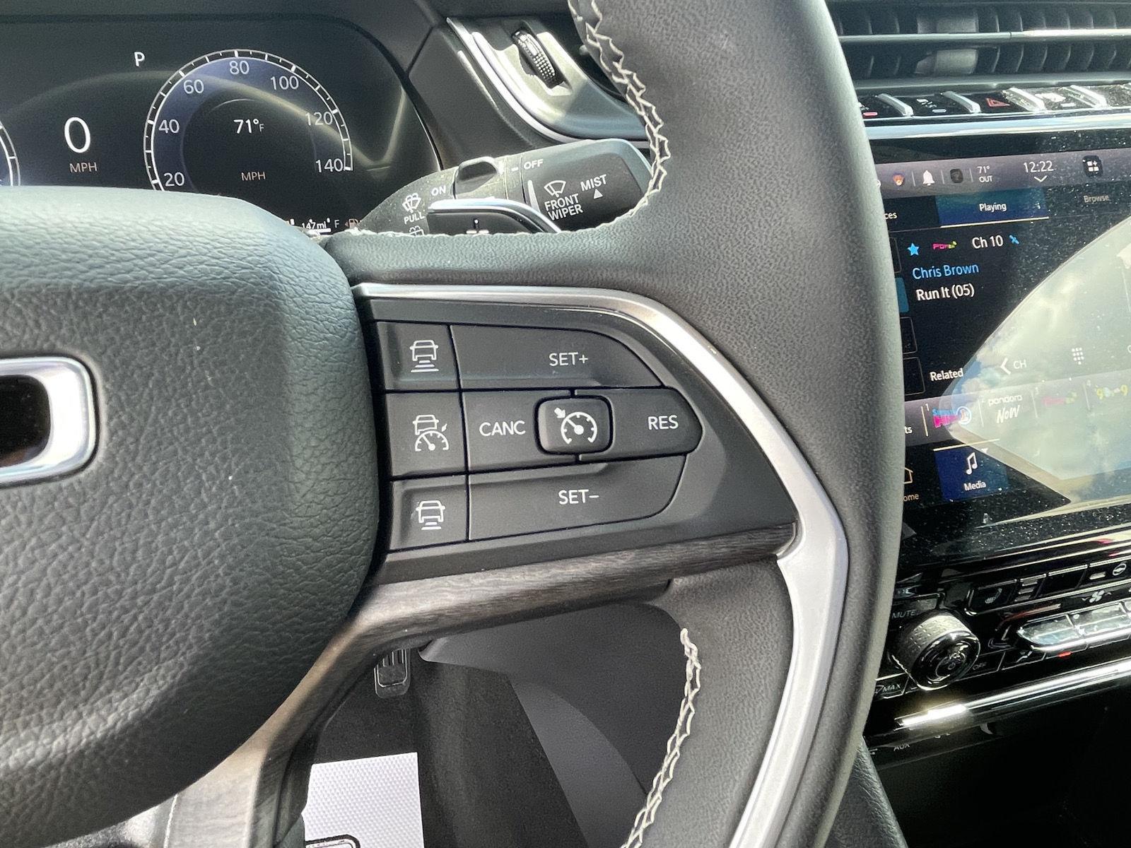 Pre-Owned 2024 Jeep Grand Cherokee L for sale in Grand Island NE