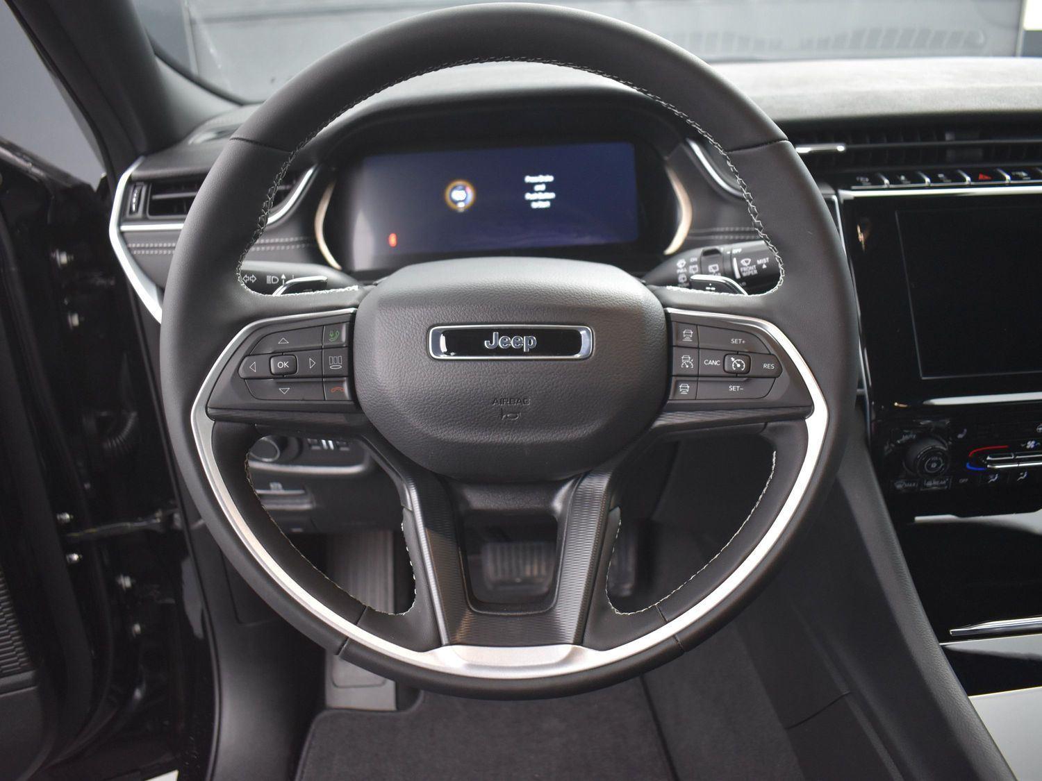 New 2025 Jeep Grand Cherokee L Altitude X SUV/Crossover for sale in Grand Island NE