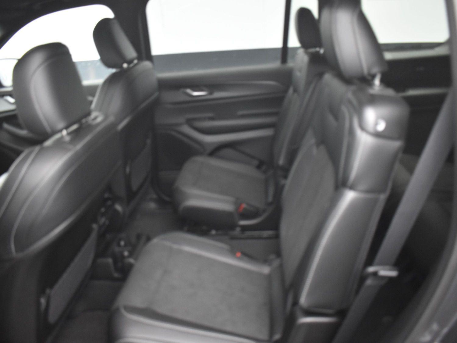 New 2025 Jeep Grand Cherokee L Altitude X SUV for sale in Grand Island NE