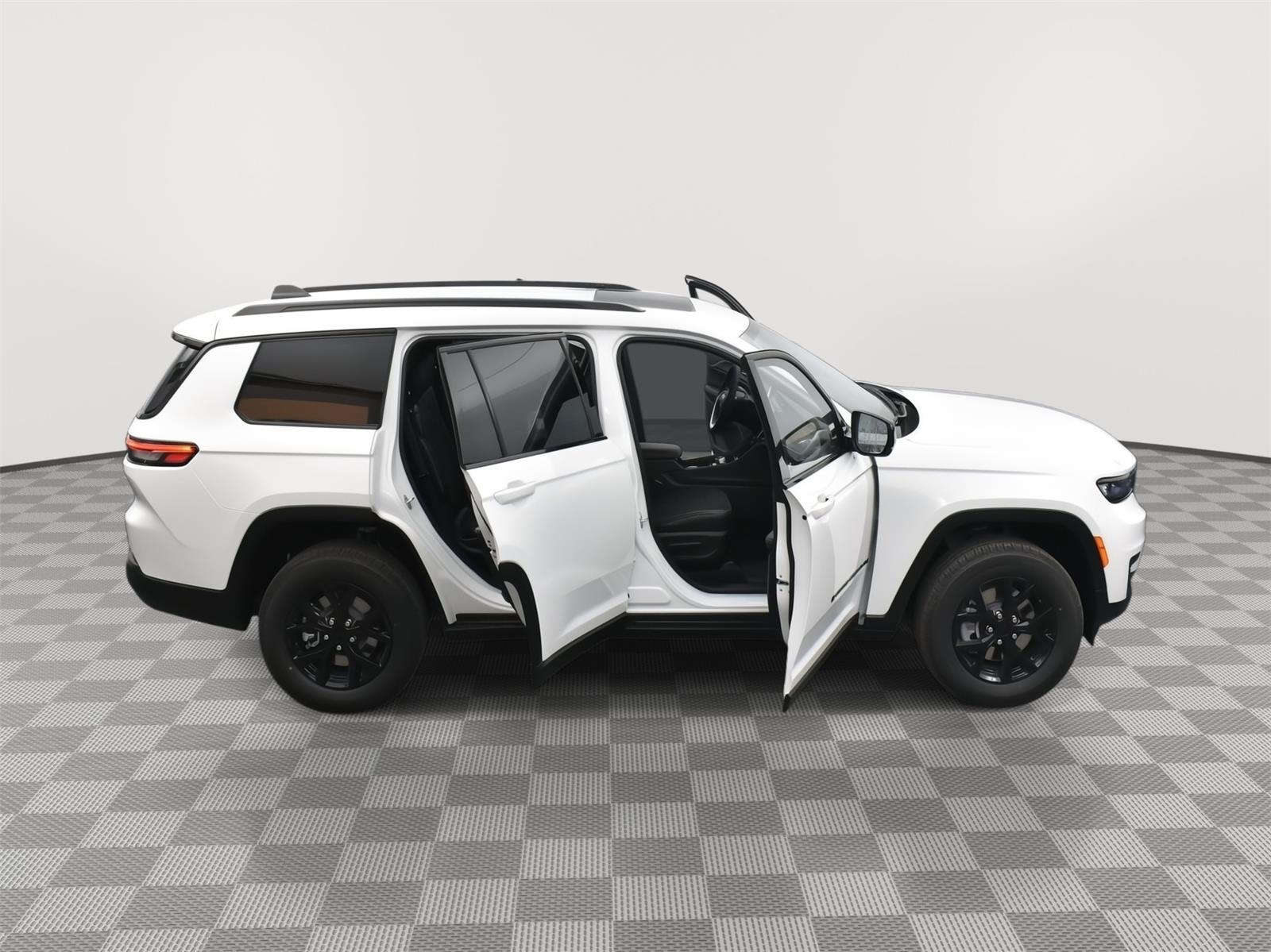 New 2025 Jeep Grand Cherokee L Altitude X SUV/Crossover for sale in Grand Island NE