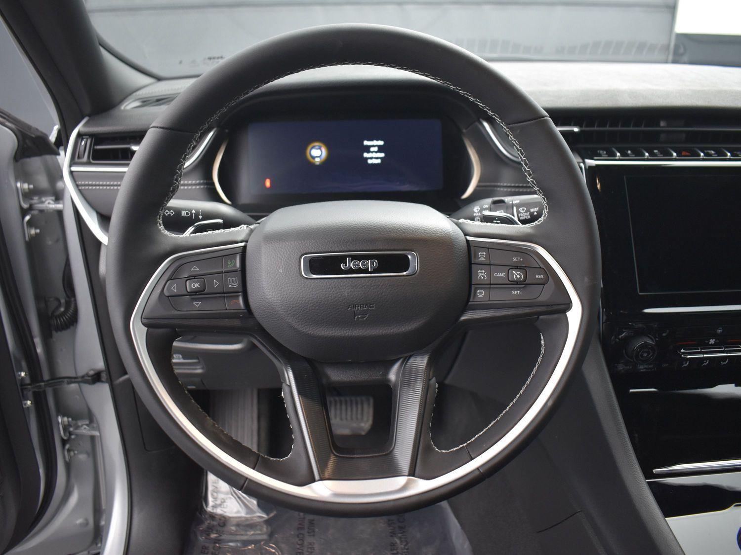 New 2025 Jeep Grand Cherokee L Altitude X SUV/Crossover for sale in Grand Island NE