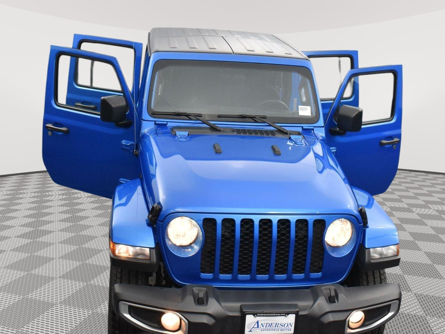 Used 2023 Jeep Gladiator Sport S Crew Cab Truck for sale in Grand Island NE