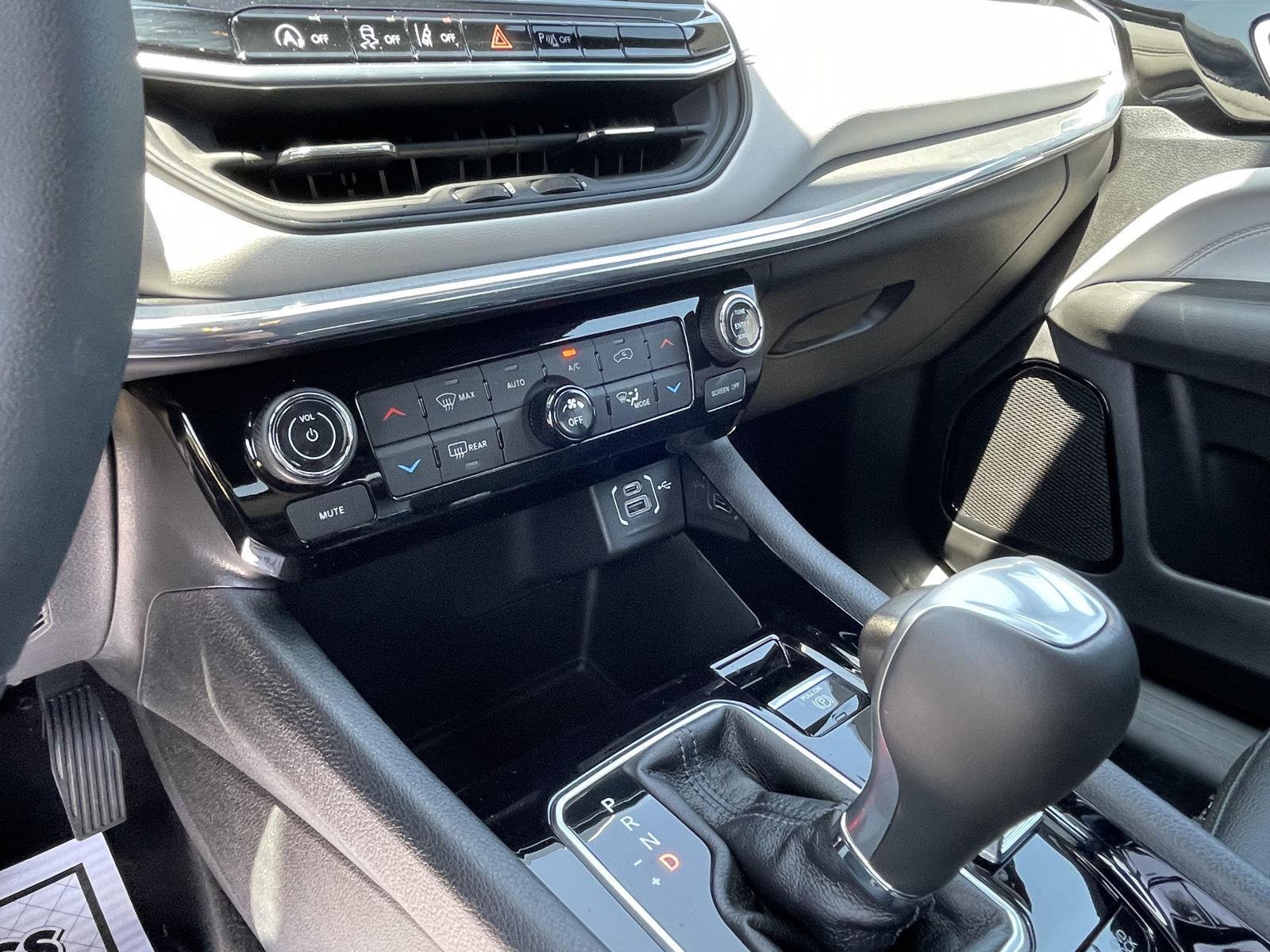 Used 2024 Jeep Compass Limited SUV for sale in Grand Island NE