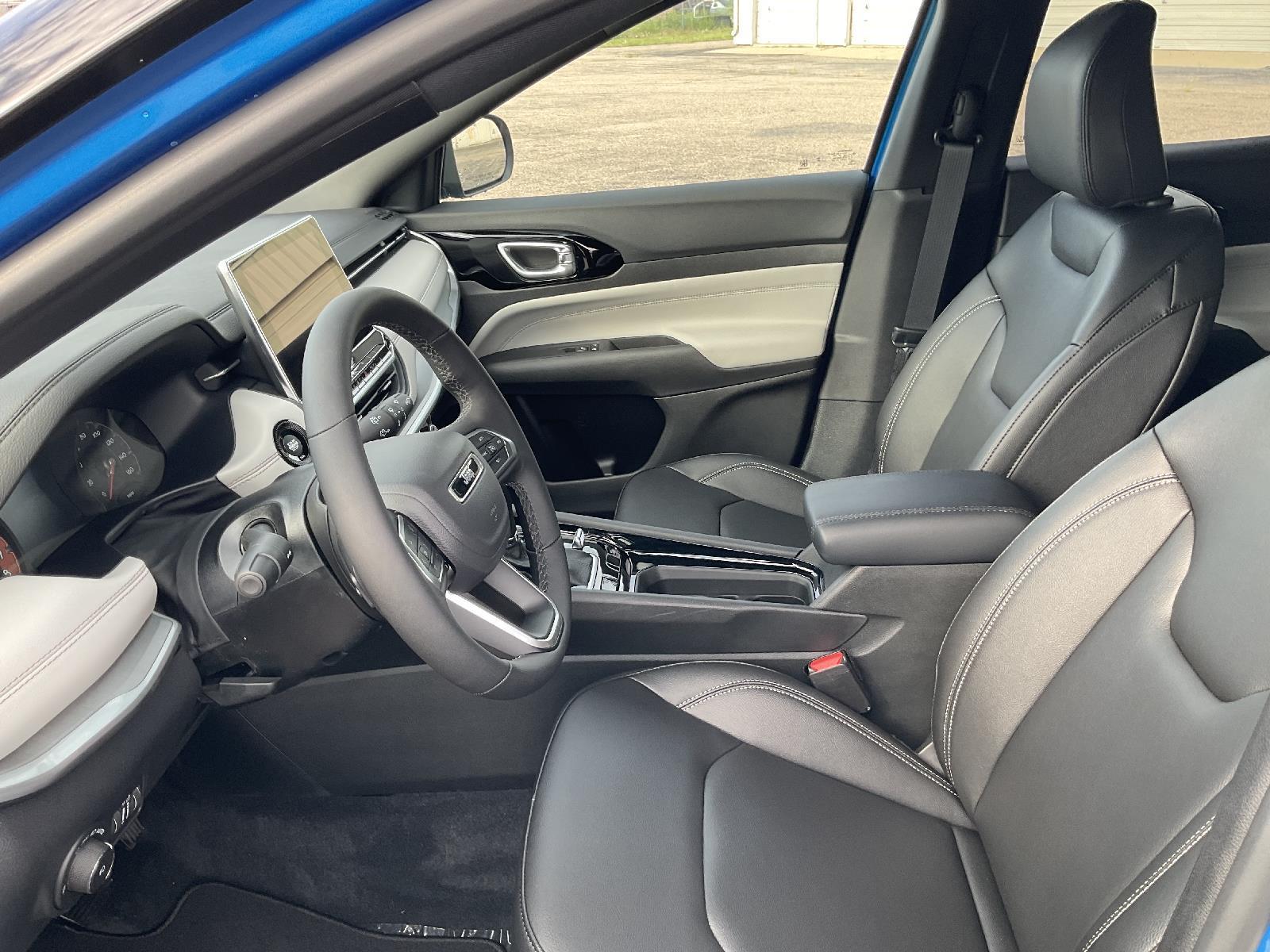 New 2025 Jeep Compass Limited SUV/Crossover for sale in Grand Island NE