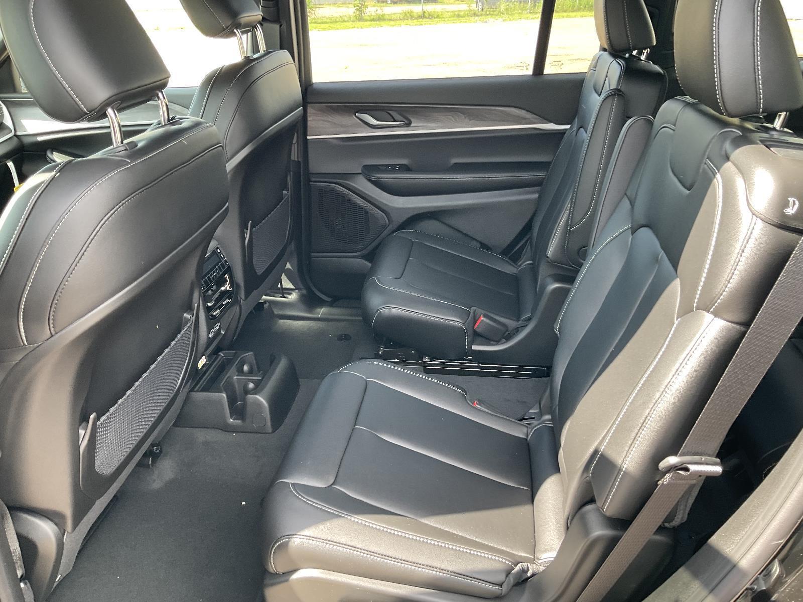 New 2025 Jeep Grand Cherokee L Limited SUV/Crossover for sale in Grand Island NE