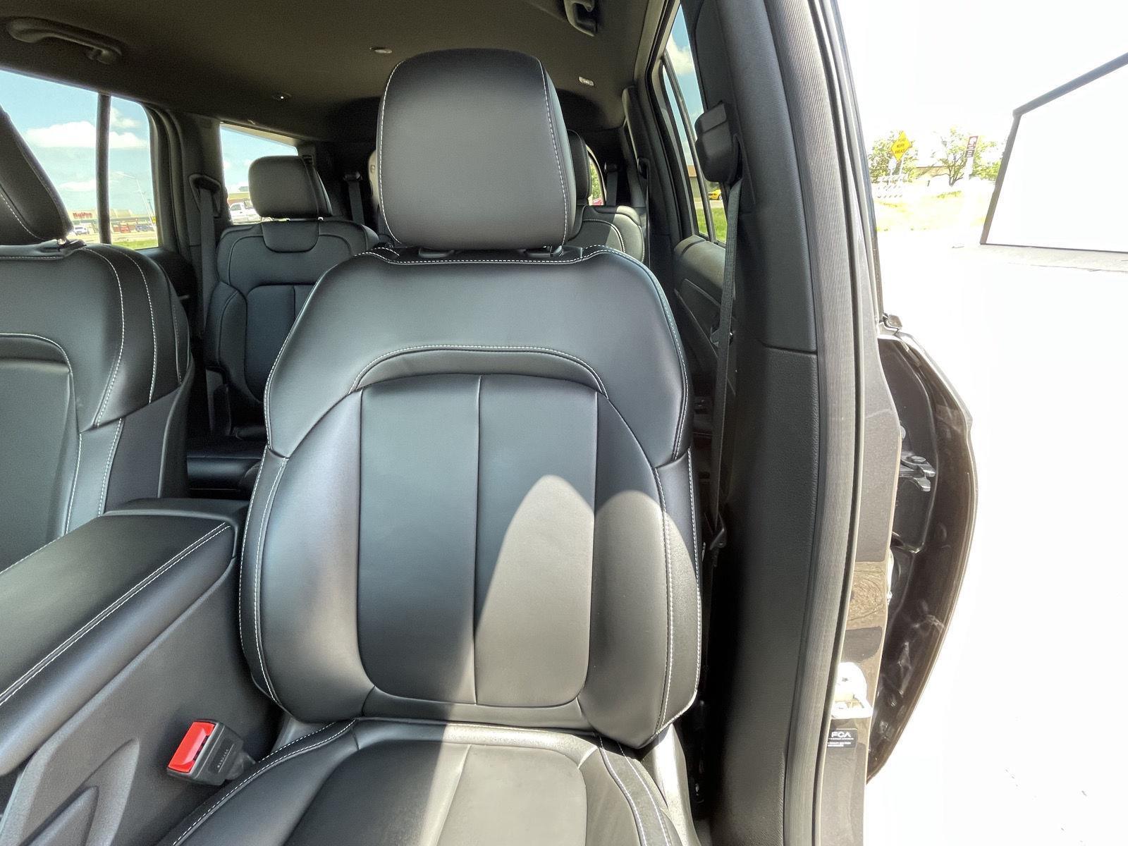 Pre-Owned 2024 Jeep Grand Cherokee L for sale in Grand Island NE