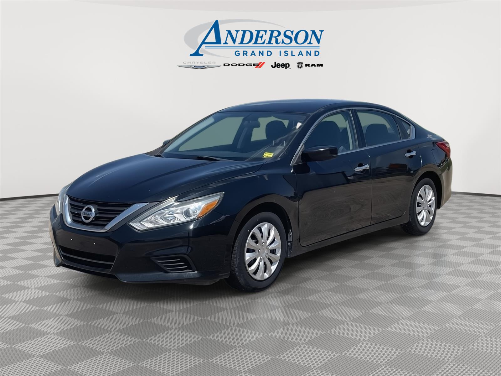 Used 2016 Nissan Altima 2.5 S Sedan for sale in Grand Island NE