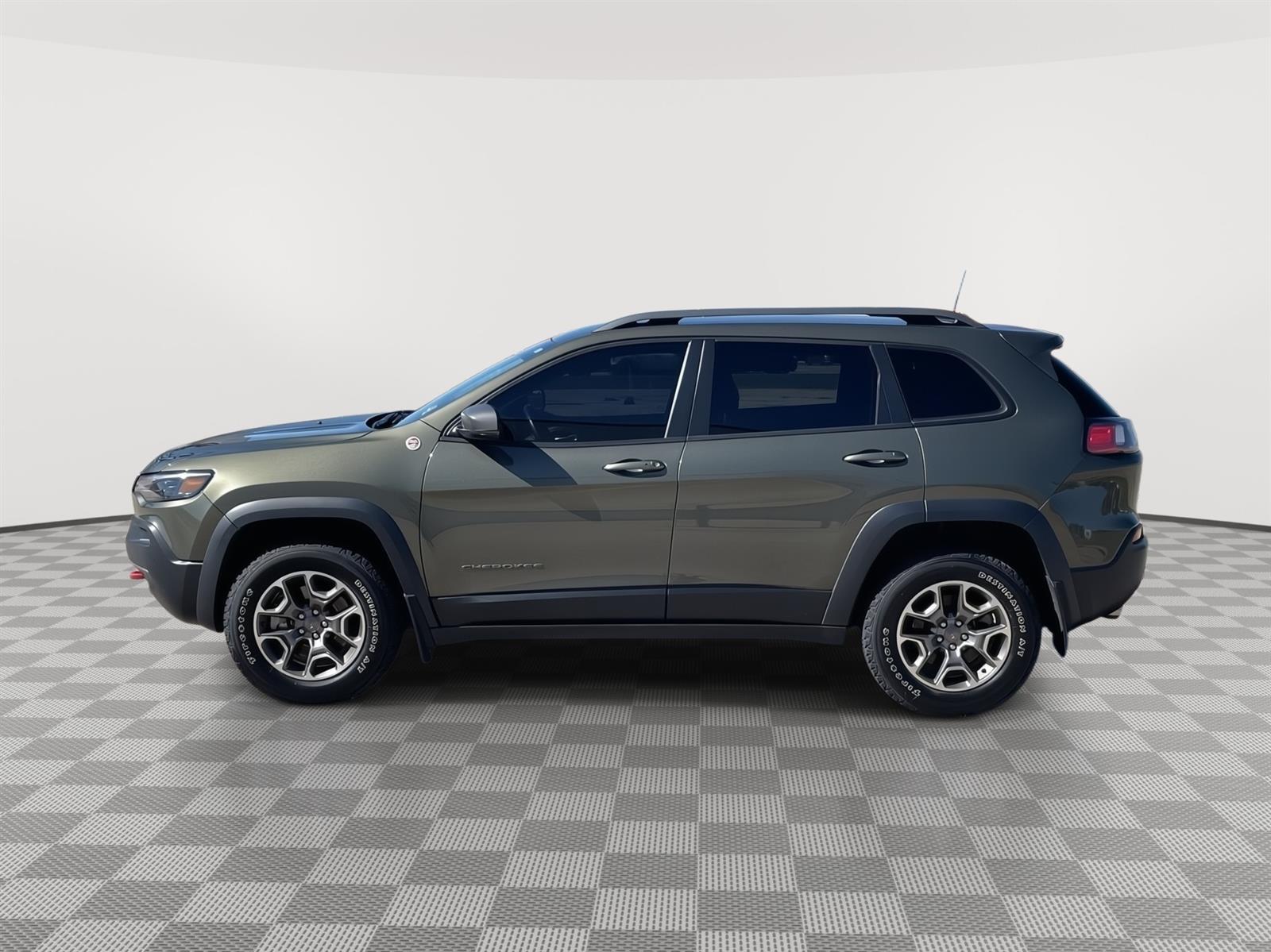 Used 2020 Jeep Cherokee Trailhawk SUV for sale in Grand Island NE