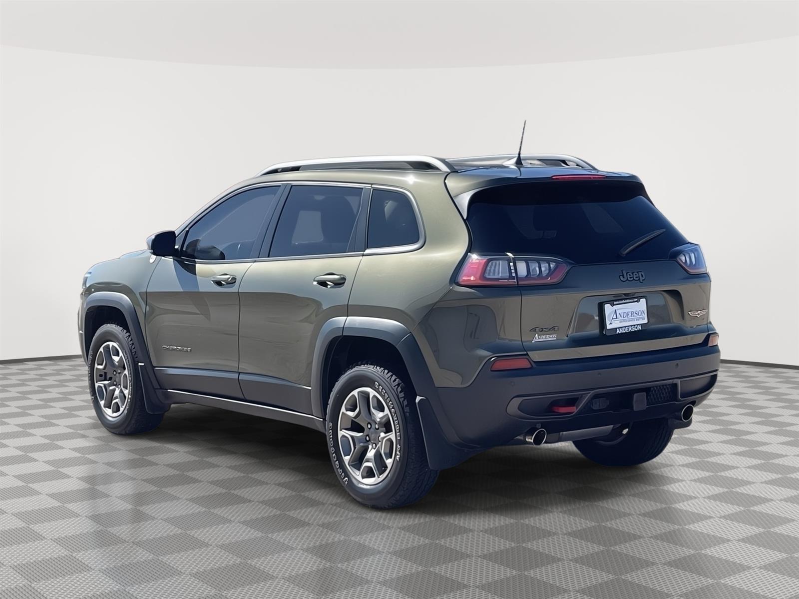 Used 2020 Jeep Cherokee Trailhawk SUV for sale in Grand Island NE