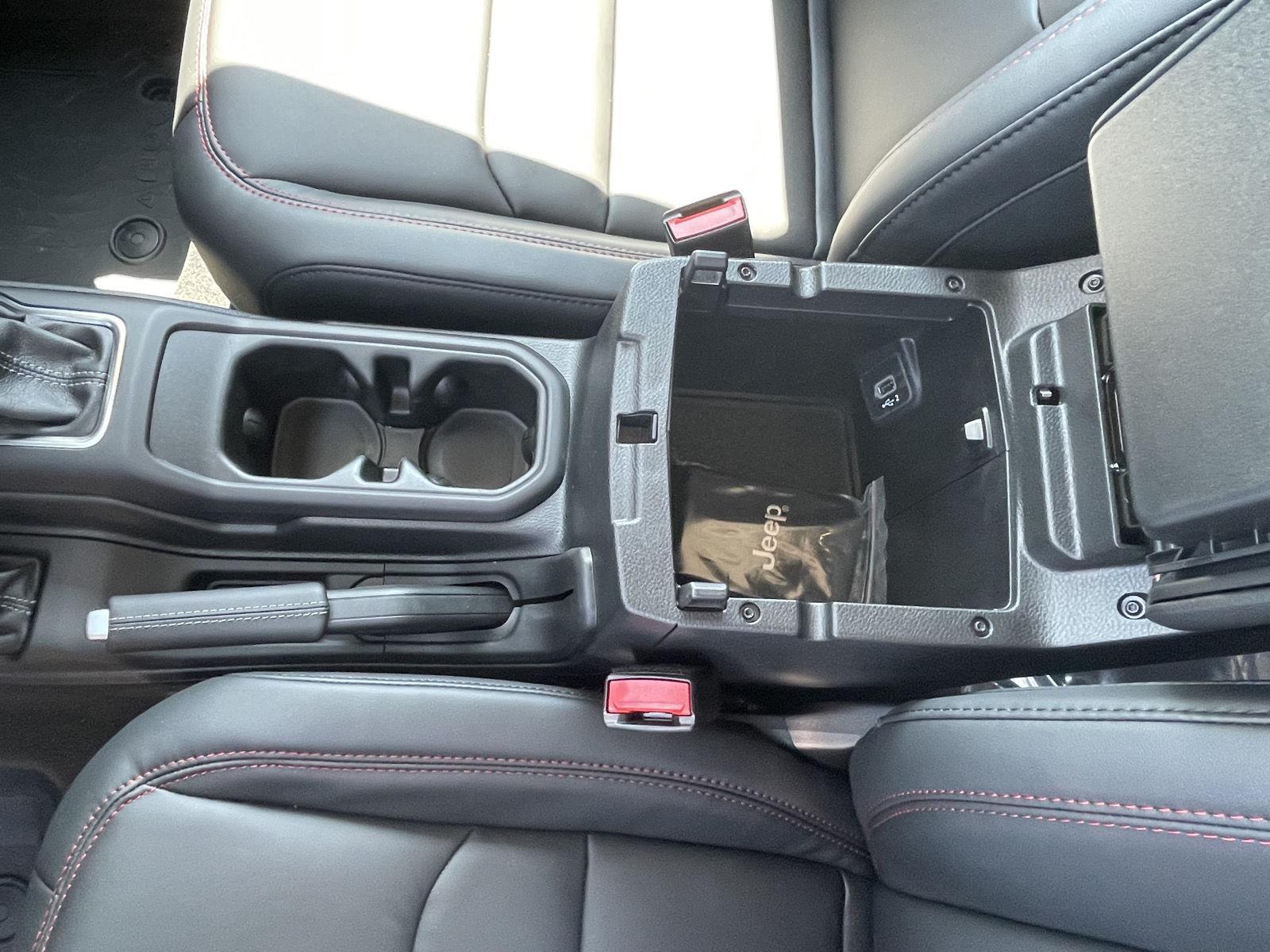 New 2025 Jeep Gladiator for sale in Grand Island NE