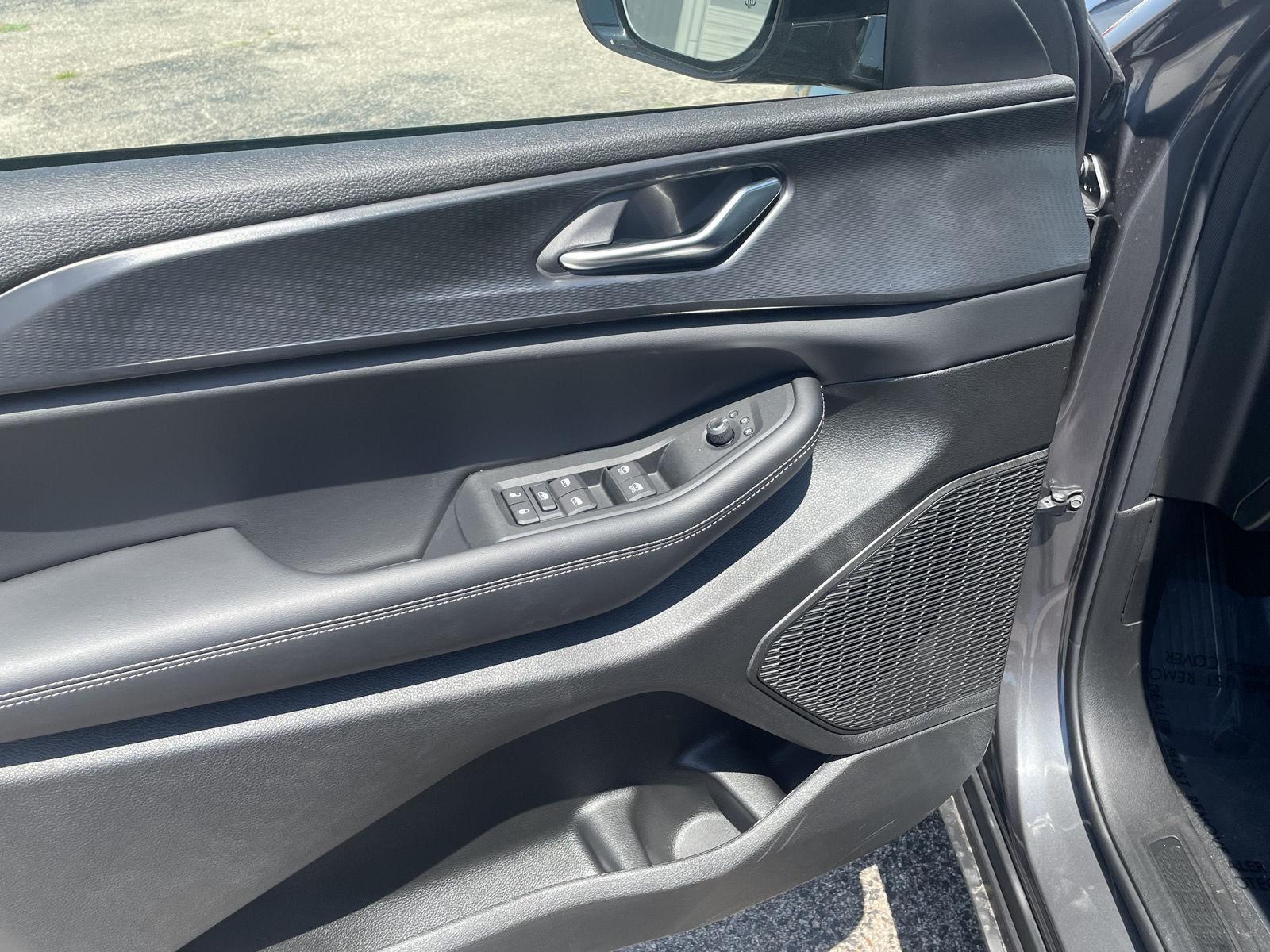 2025 Jeep Grand Cherokee Altitude X photo 11