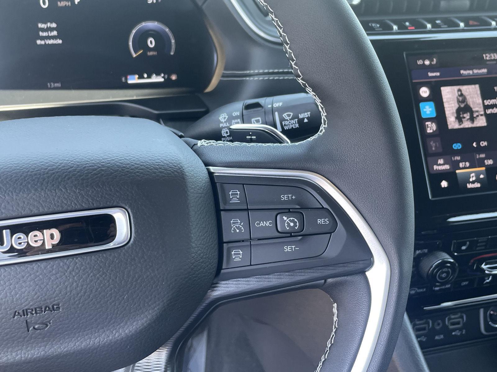 2025 Jeep Grand Cherokee Altitude X photo 14