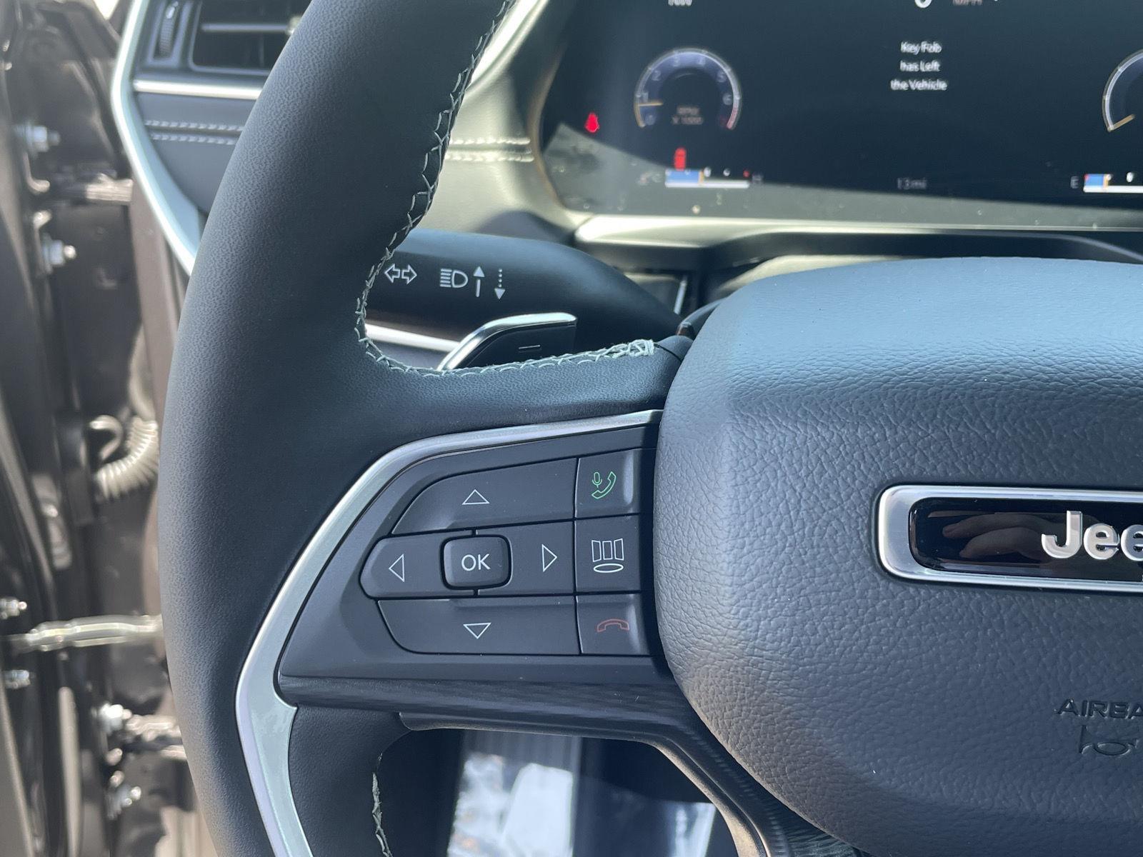 2025 Jeep Grand Cherokee Altitude X photo 15