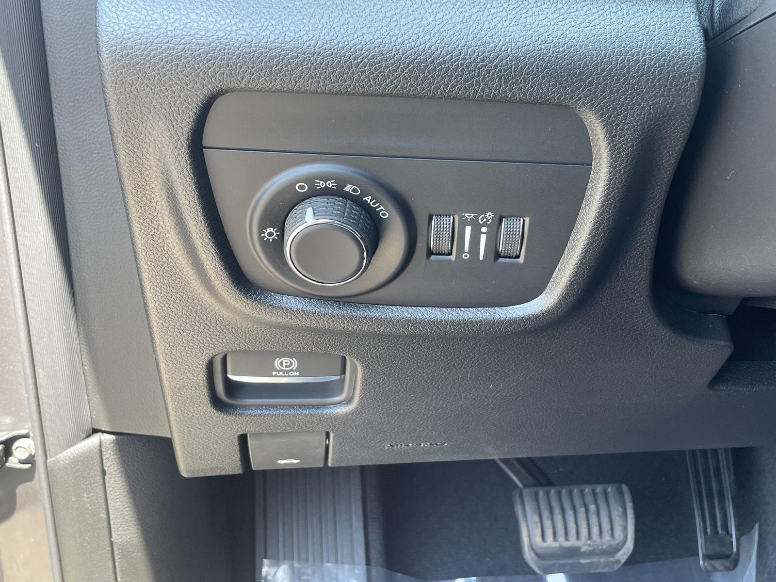 2025 Jeep Grand Cherokee Altitude X photo 16