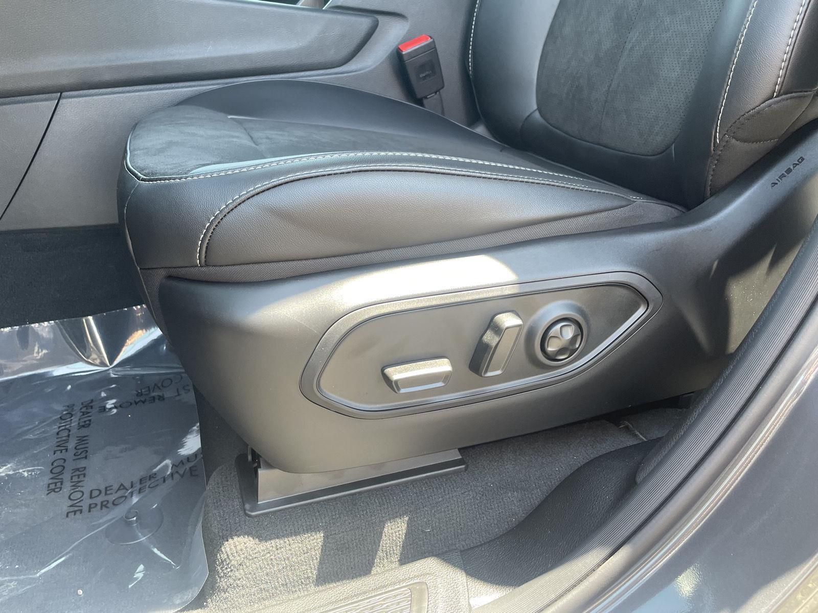 2025 Jeep Grand Cherokee Altitude X photo 22