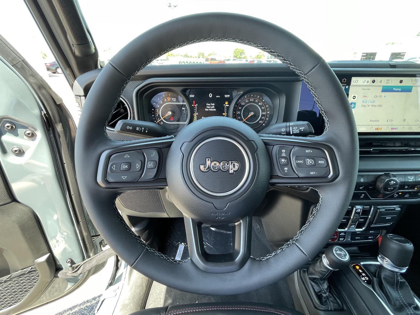 2025 Jeep Gladiator Rubicon photo 12