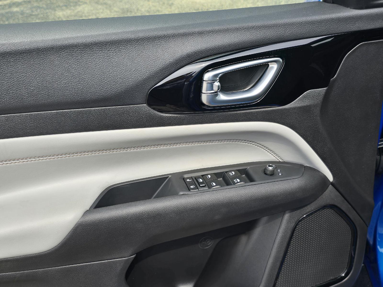 New 2025 Jeep Compass Limited SUV/Crossover for sale in Grand Island NE